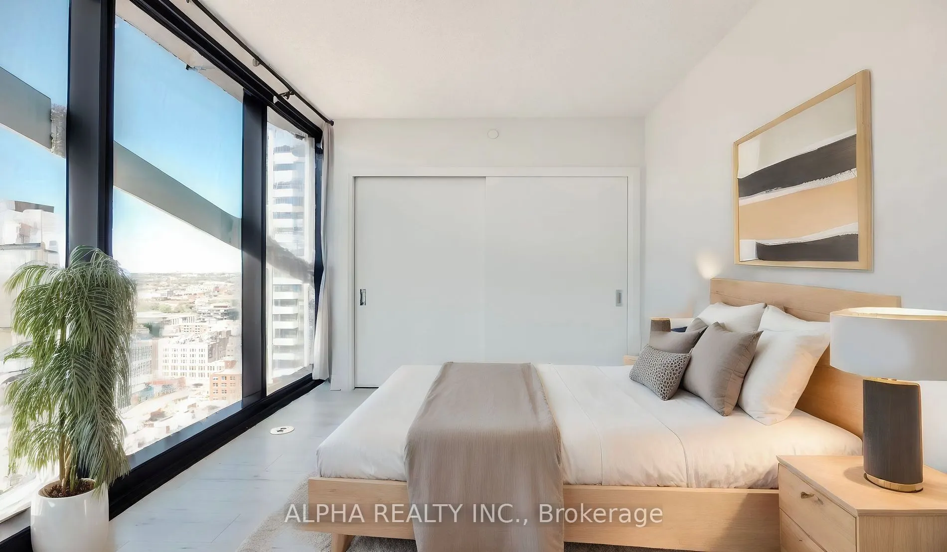 224 King Street W, #2506