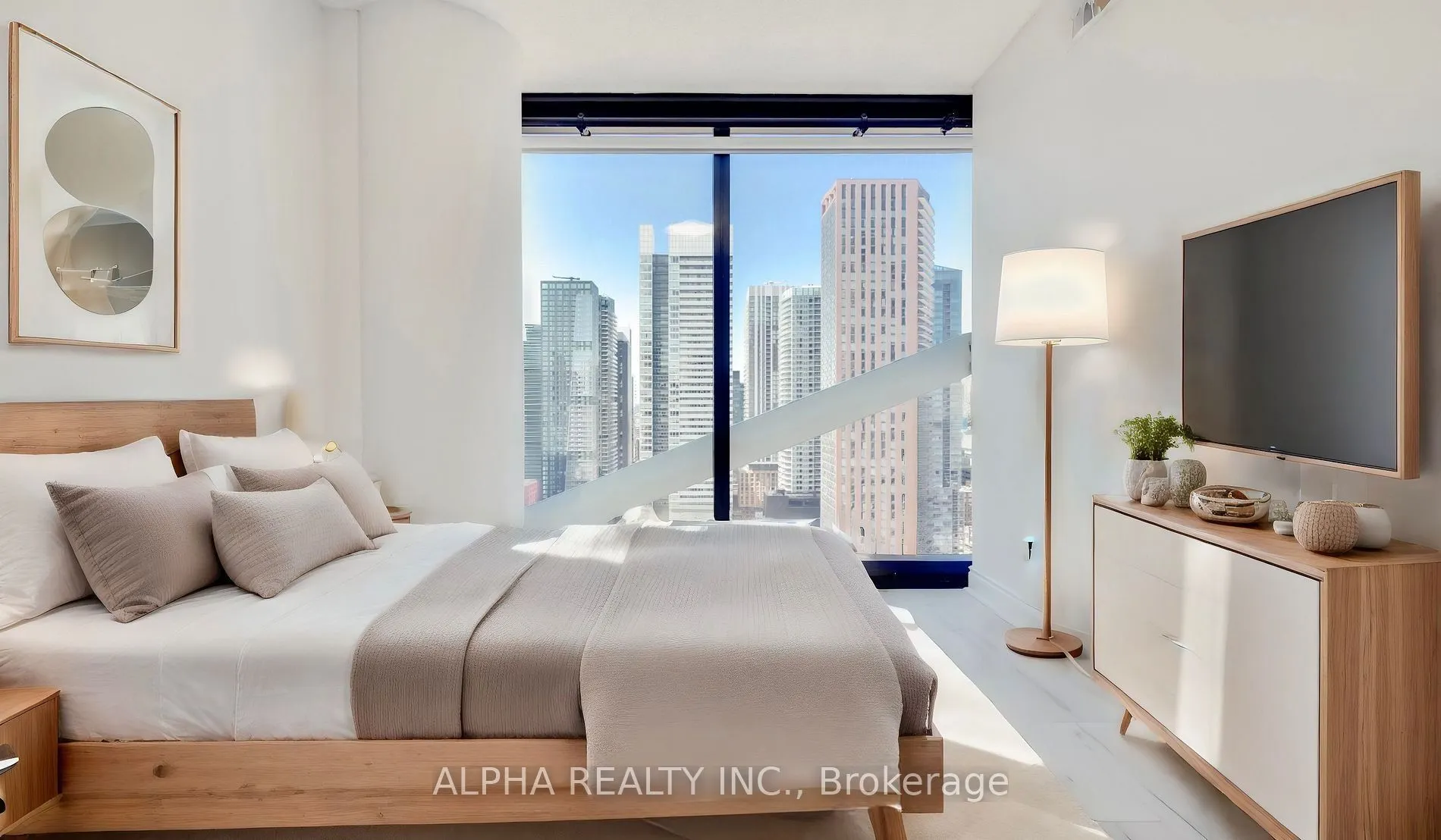 224 King Street W, #2506