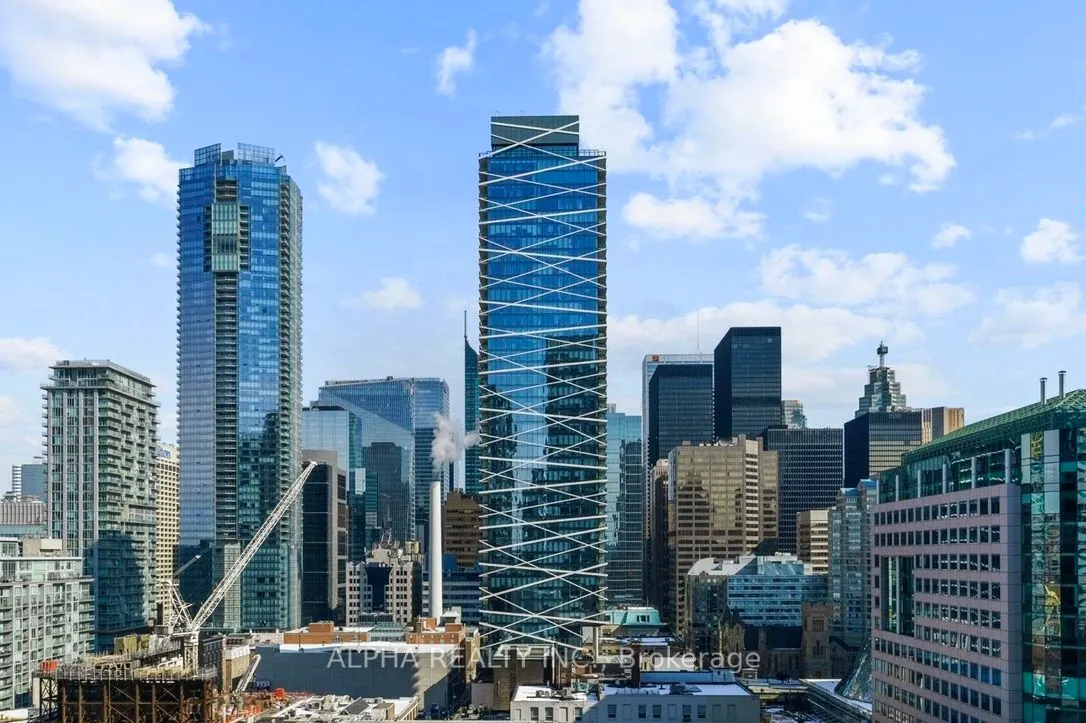 224 King Street W, #2506