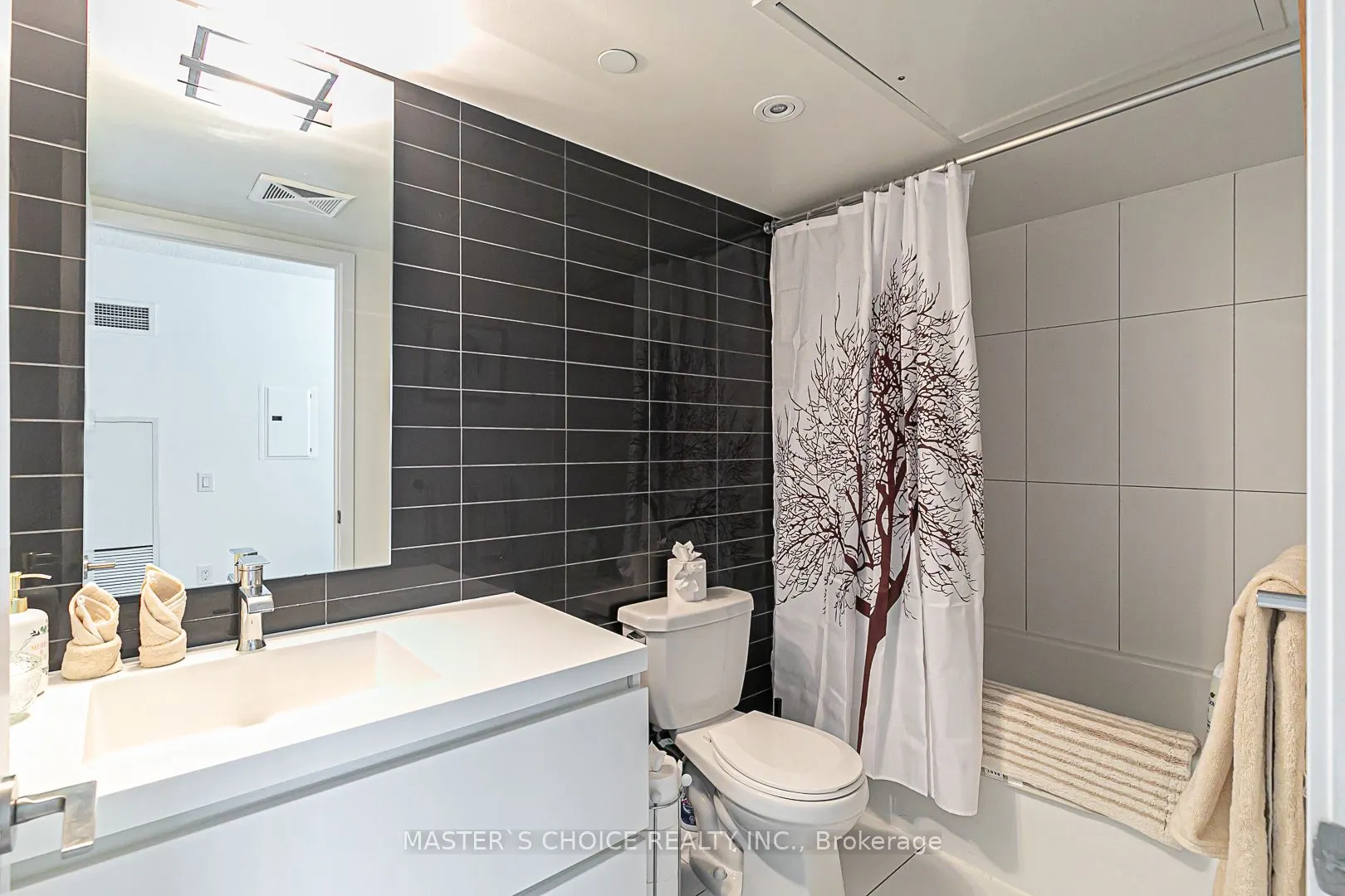 75 Queens Wharf Road, #506