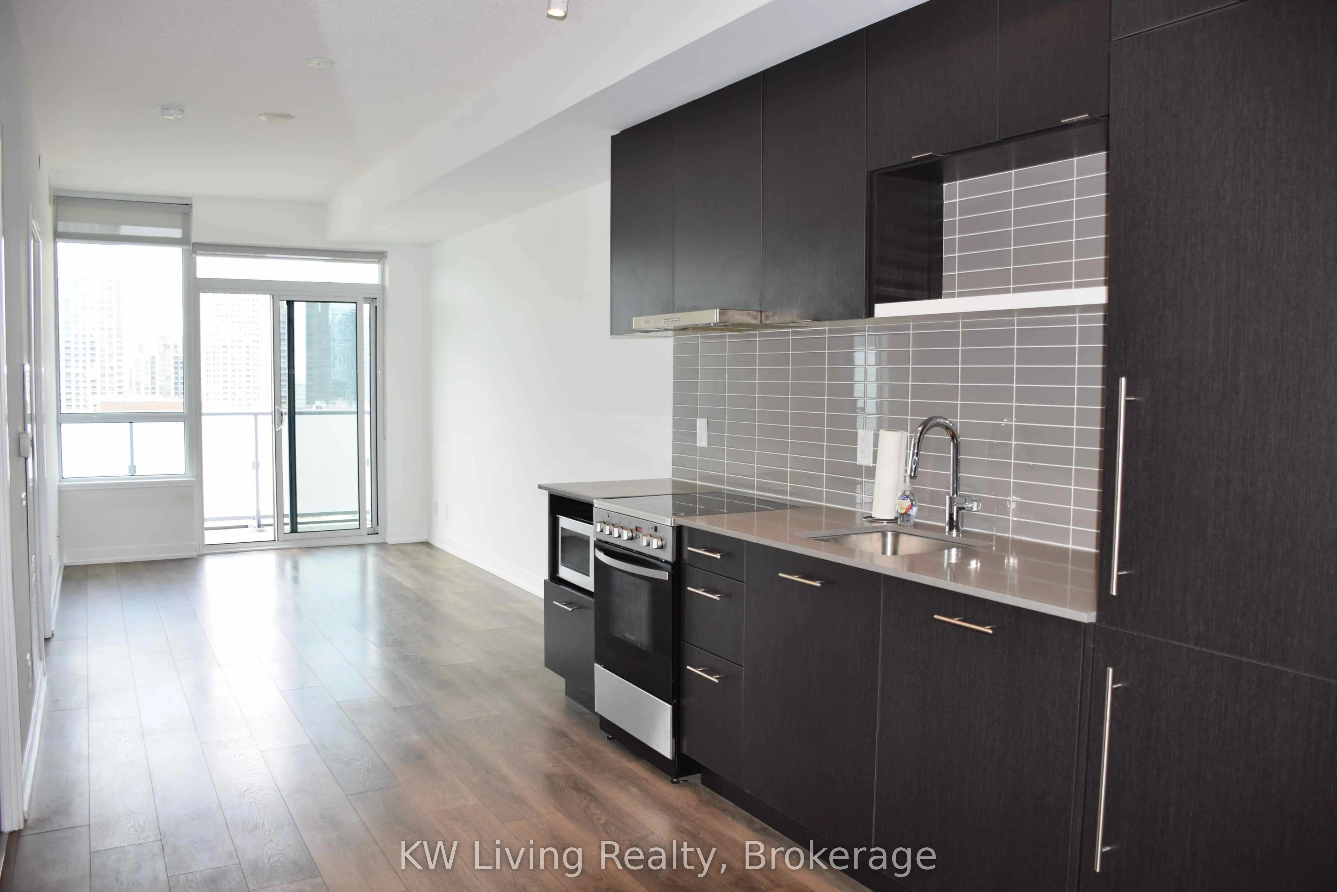 365 Church Street, #2512
