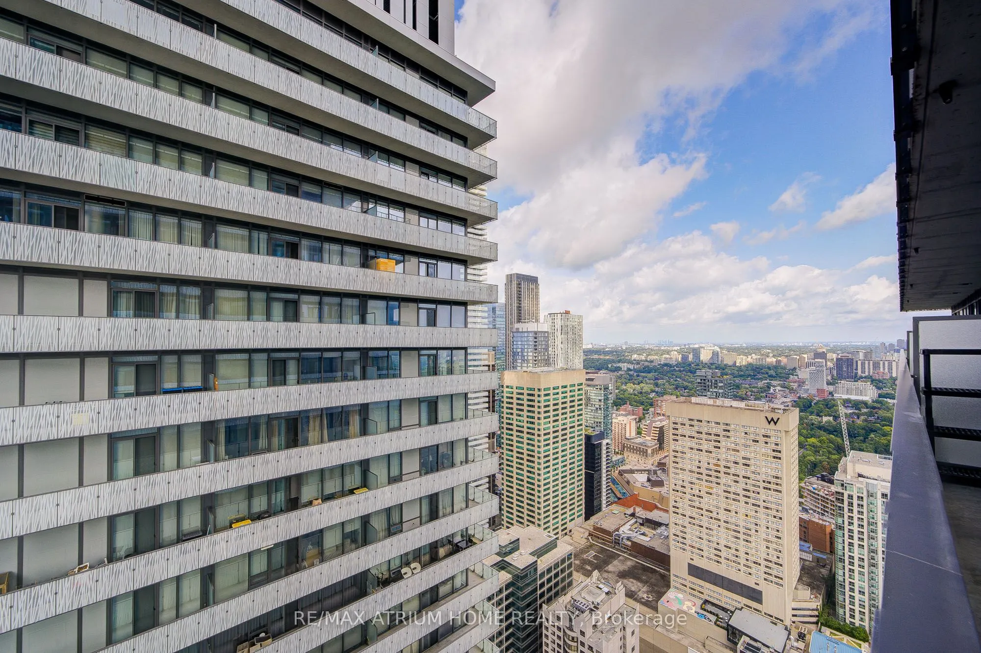 50 Charles Street E, #5004