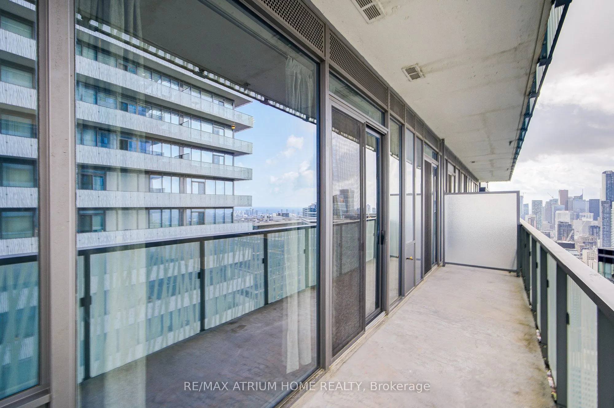 50 Charles Street E, #5004