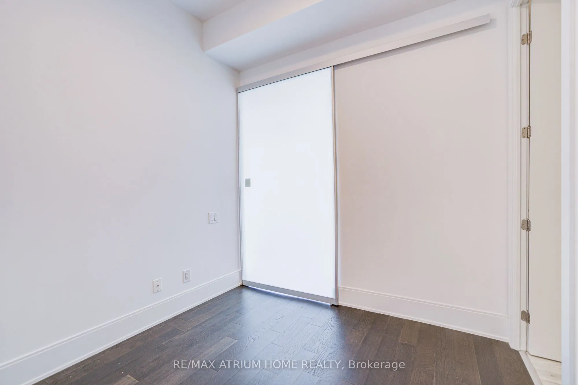 50 Charles Street E, #5004