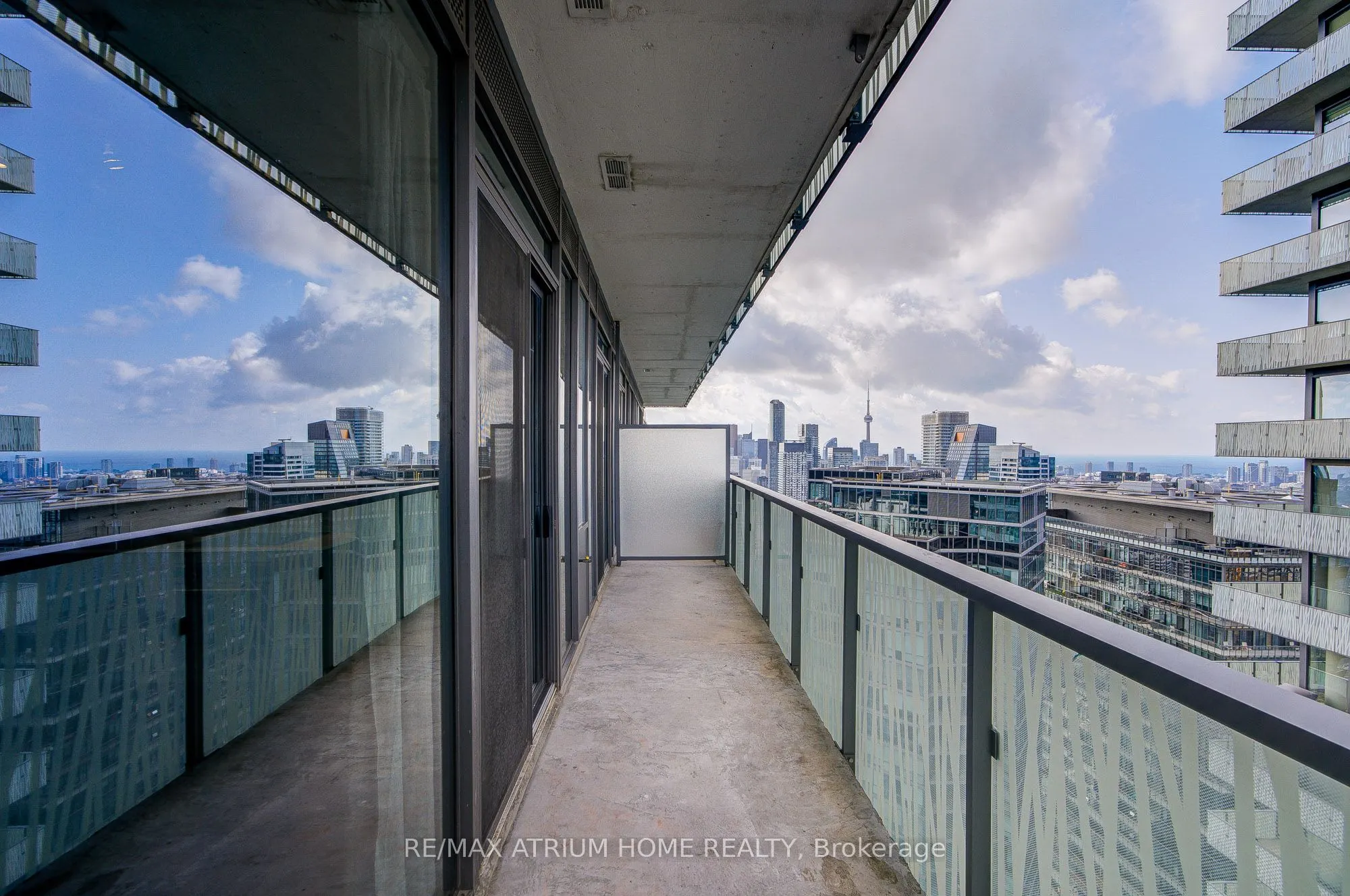 50 Charles Street E, #5004