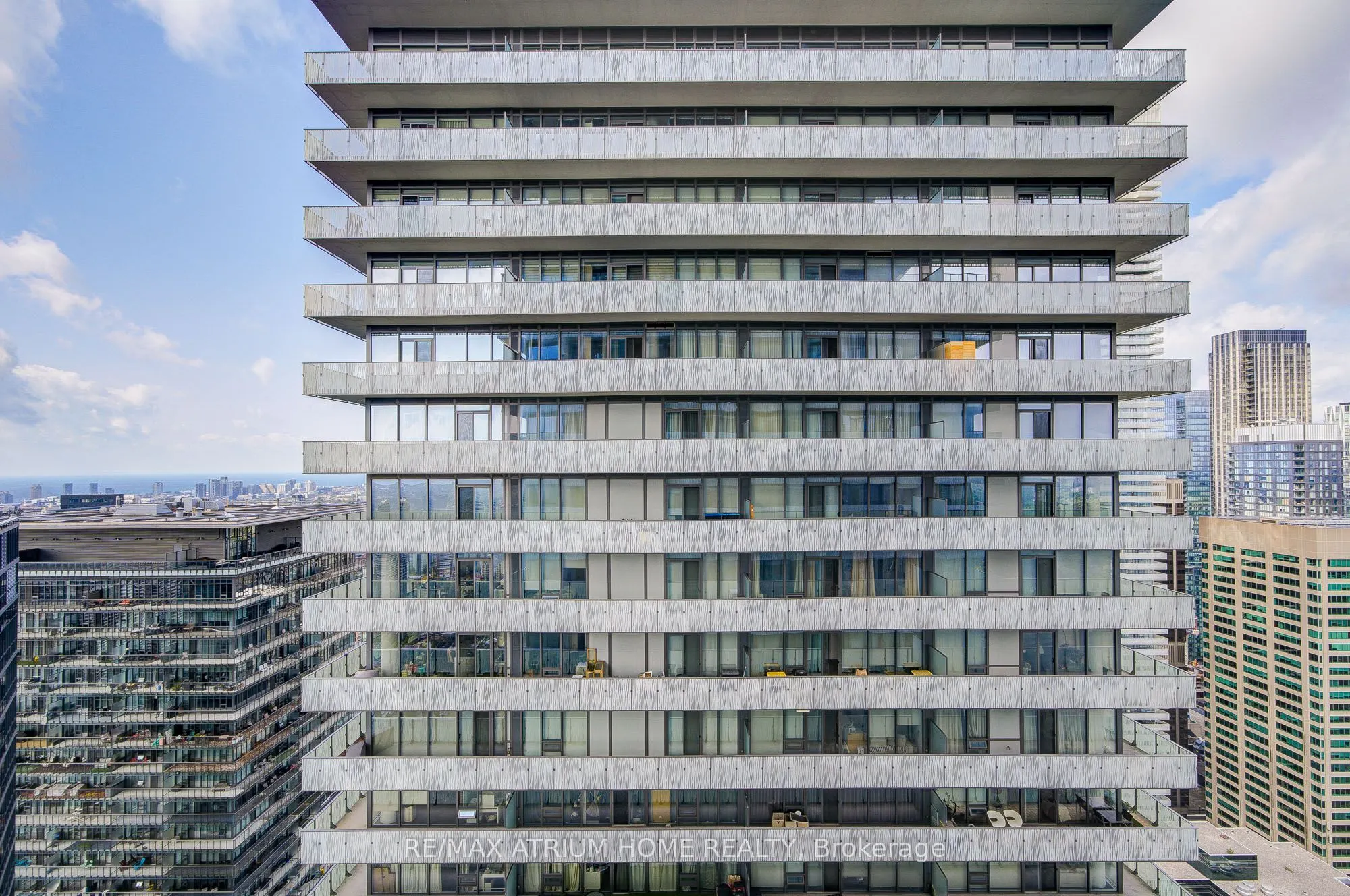 50 Charles Street E, #5004