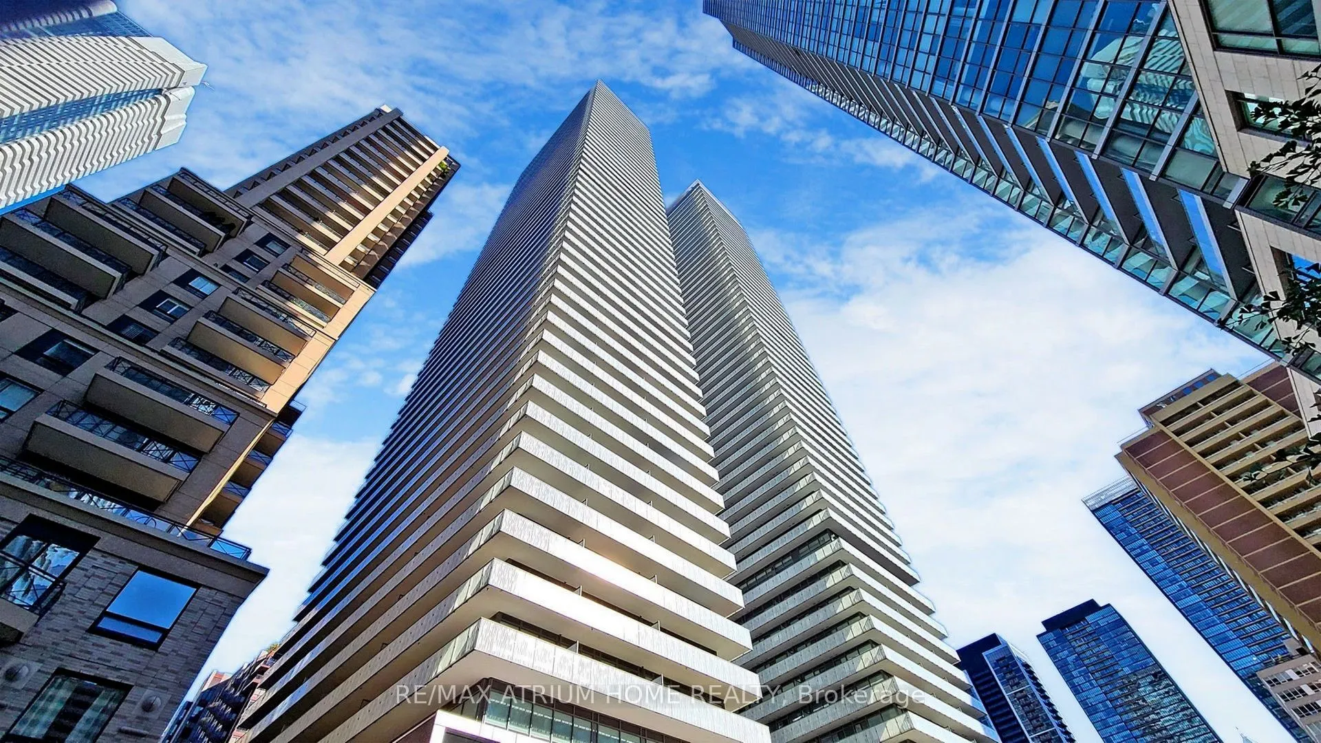 50 Charles Street E, #5004