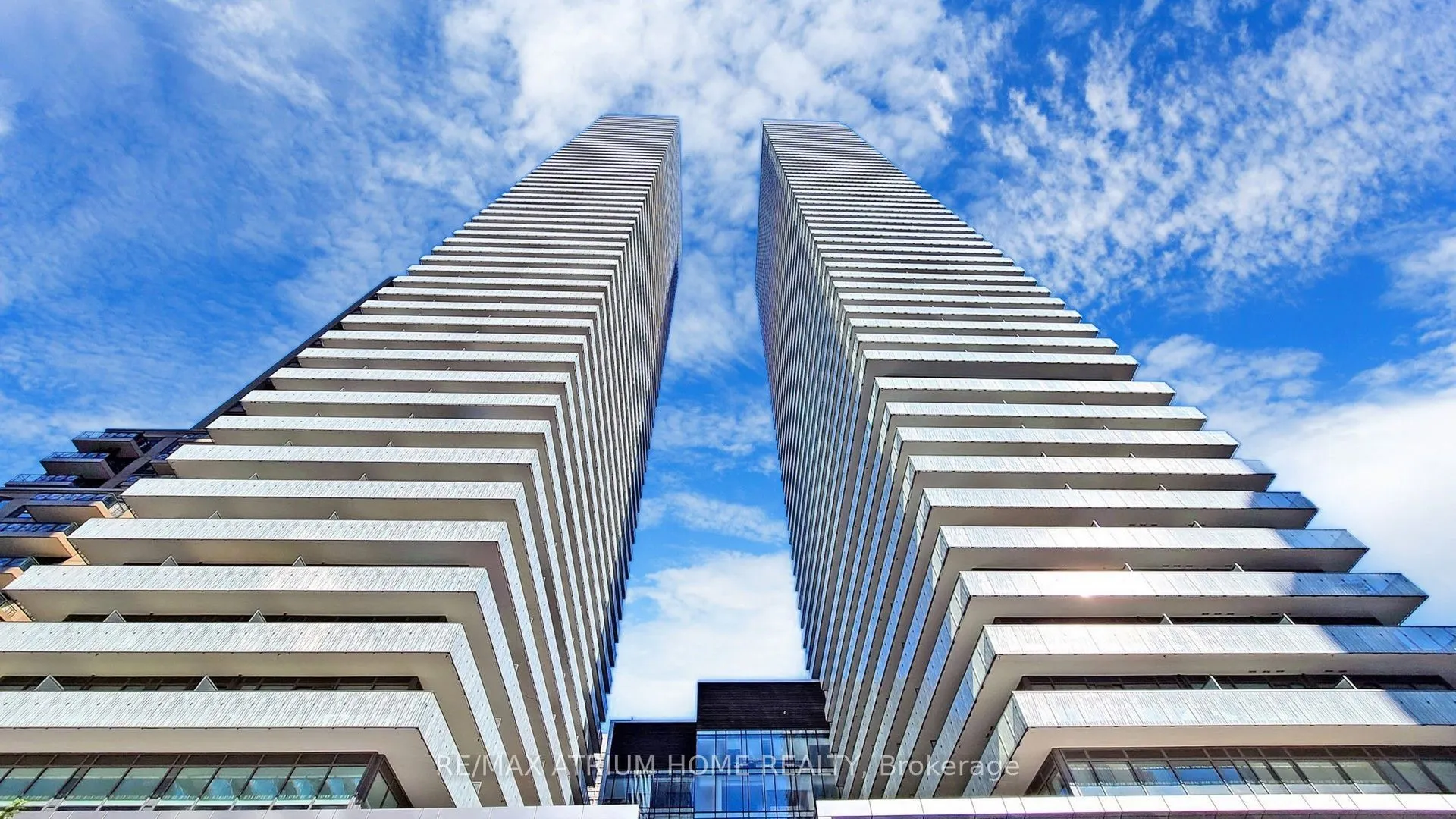 50 Charles Street E, #5004
