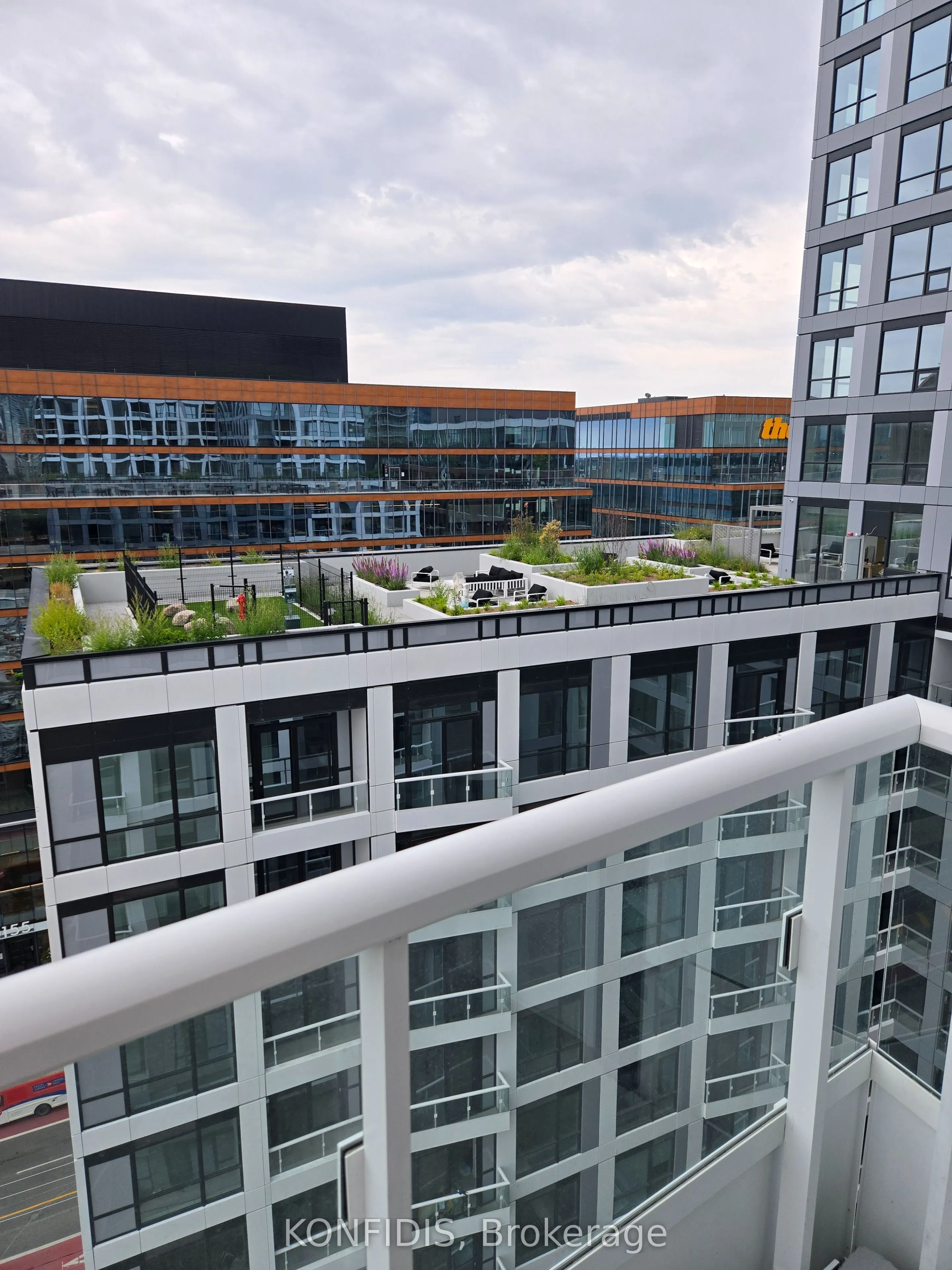 15 Richardson Street, #1306