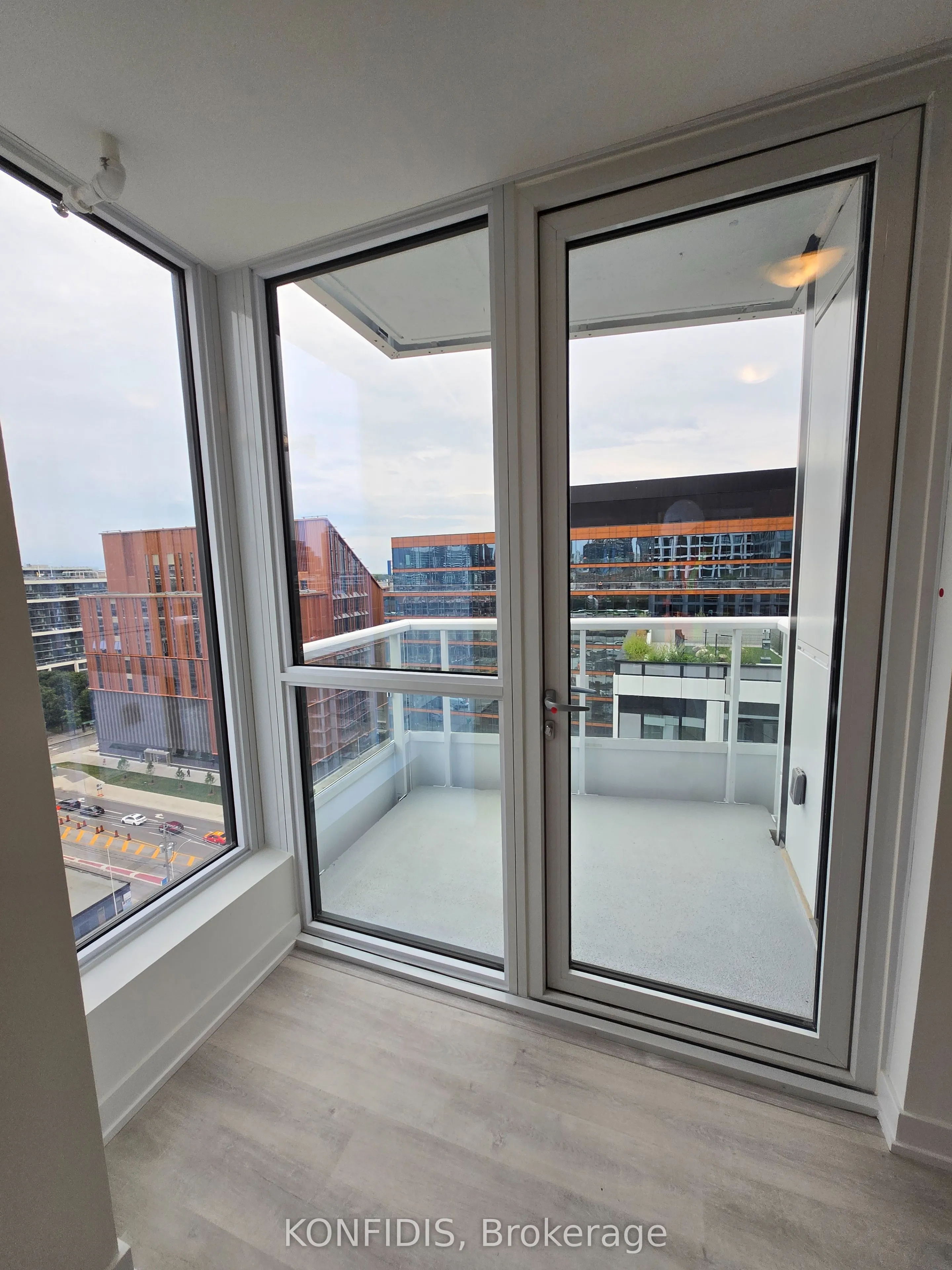 15 Richardson Street, #1306