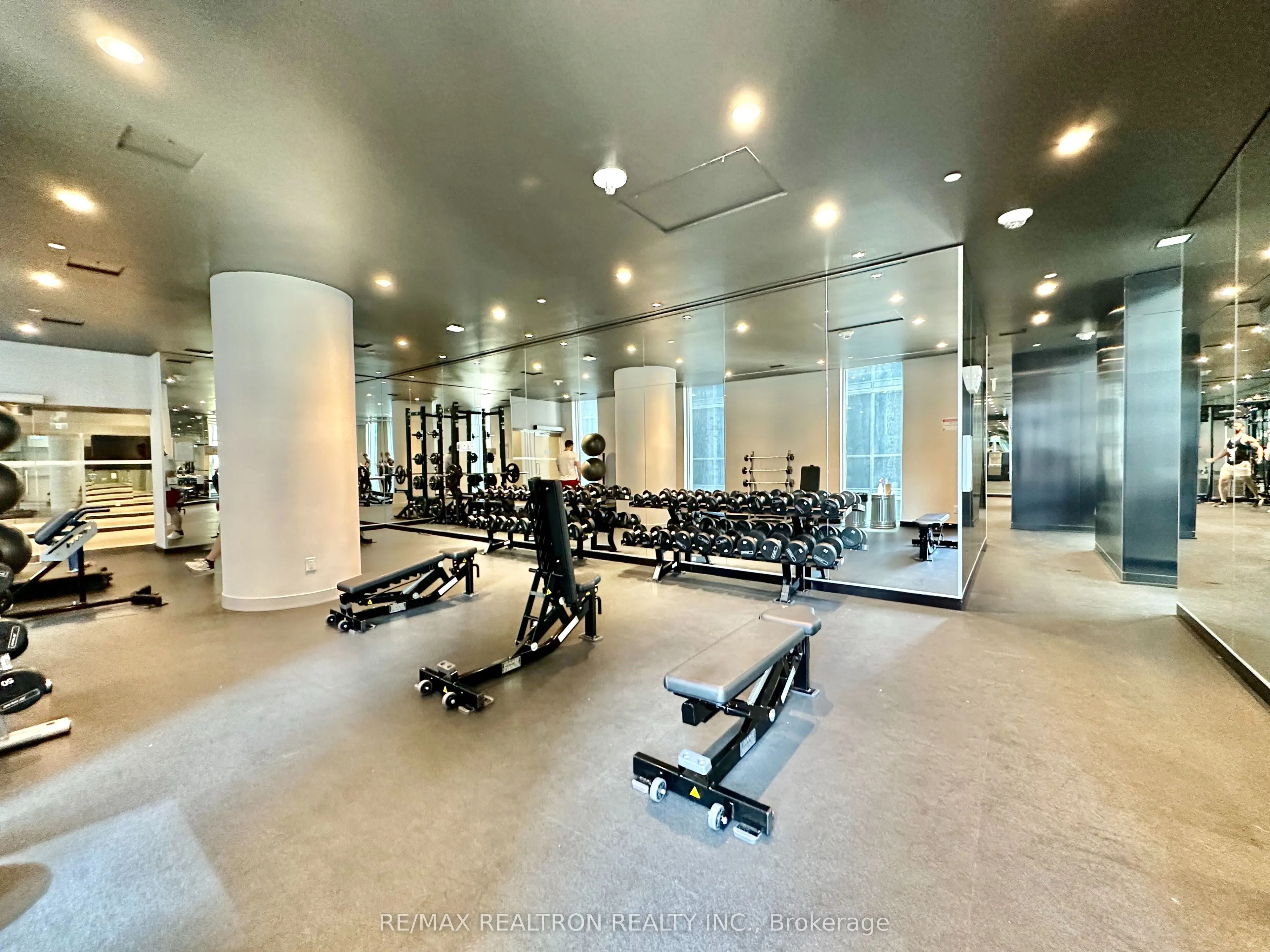 357 King Street W, #2703