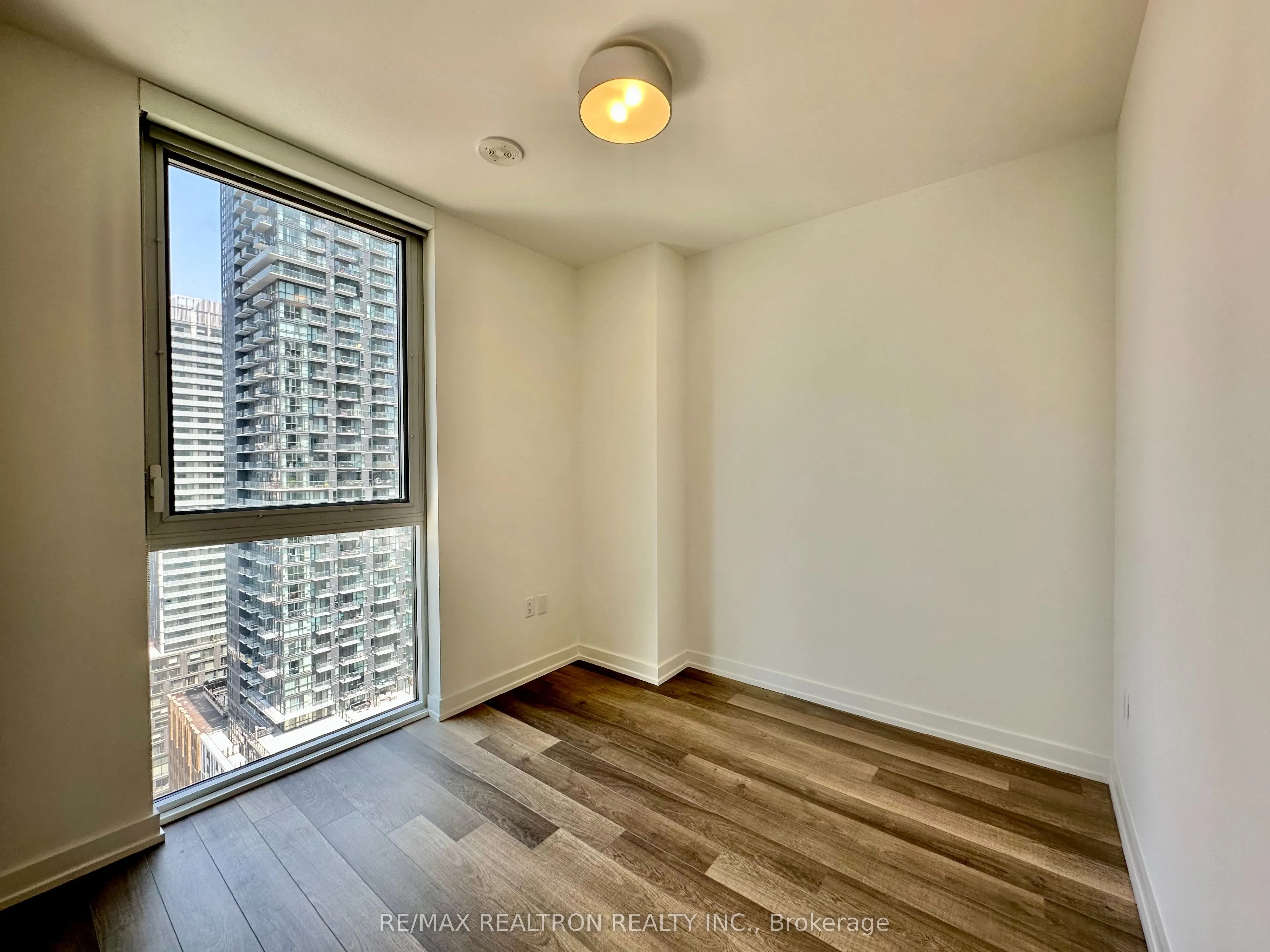 357 King Street W, #2703