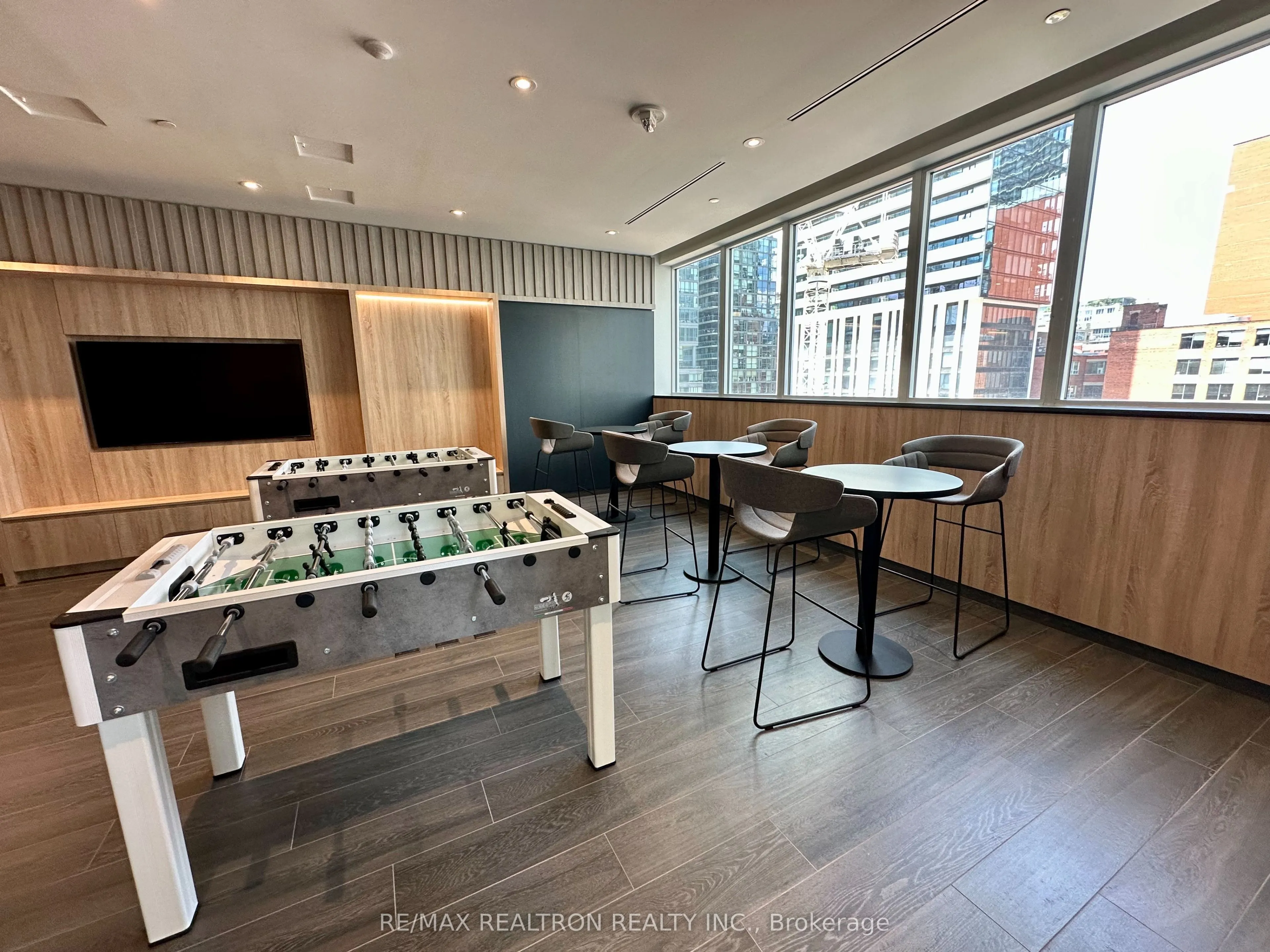 357 King Street W, #2703