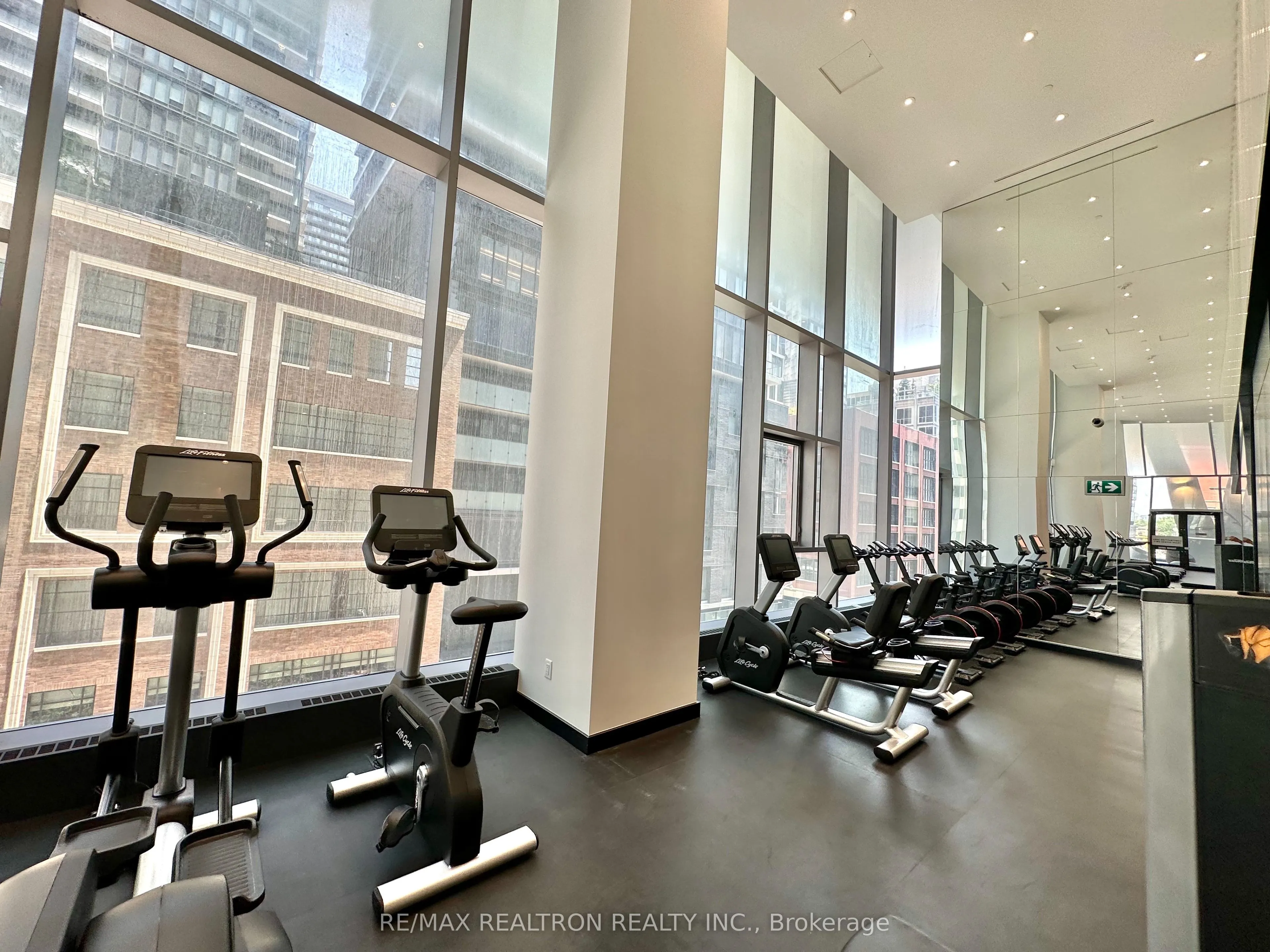 357 King Street W, #2703