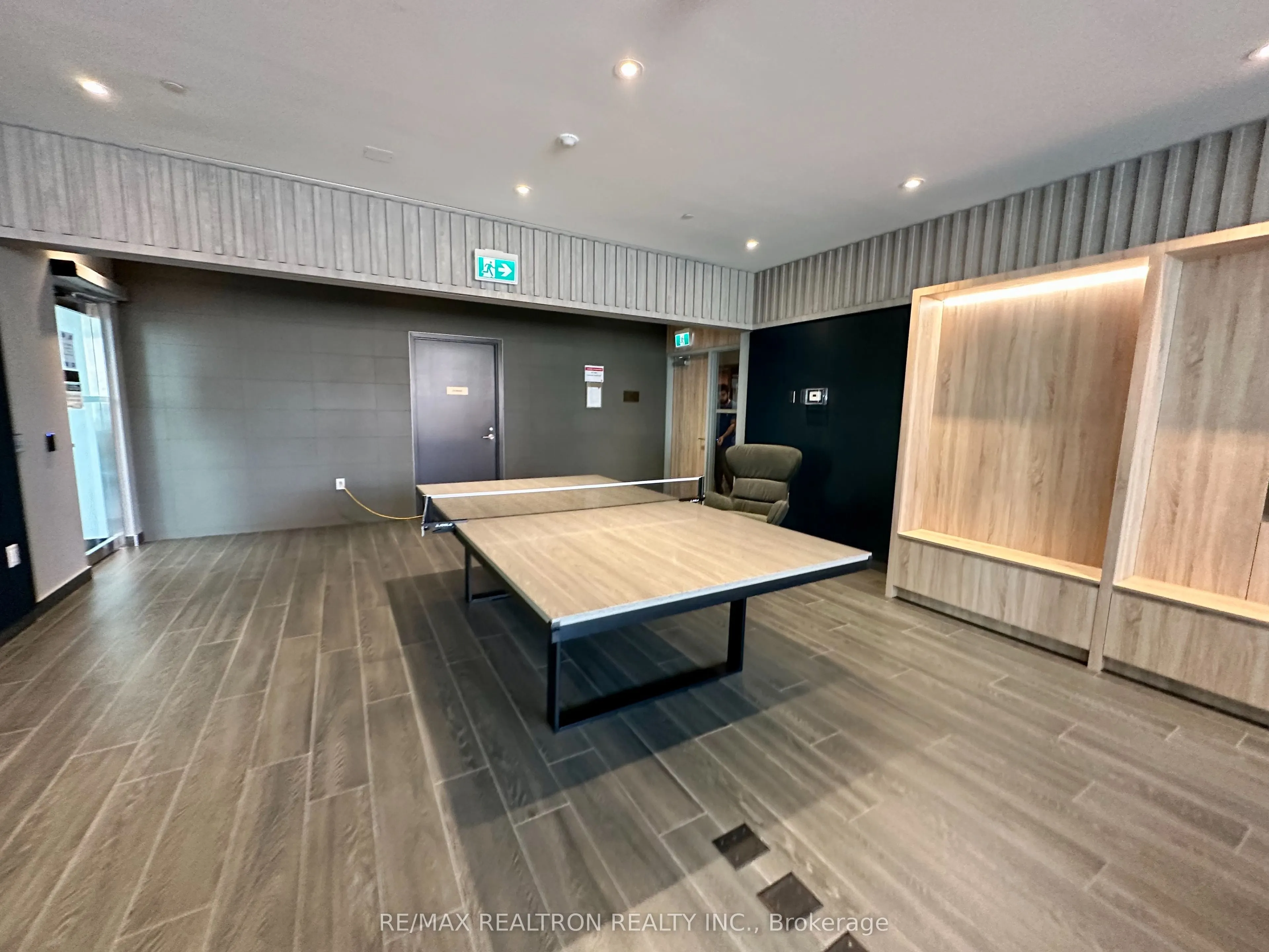 357 King Street W, #2703
