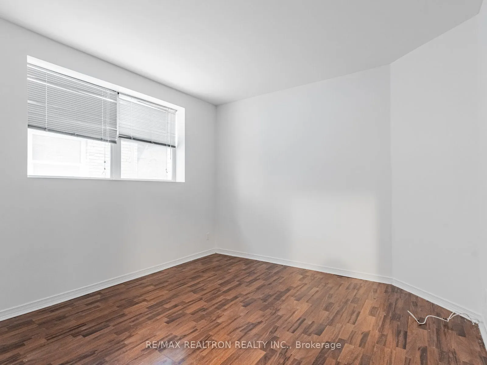 414 Jarvis Street E, #G4