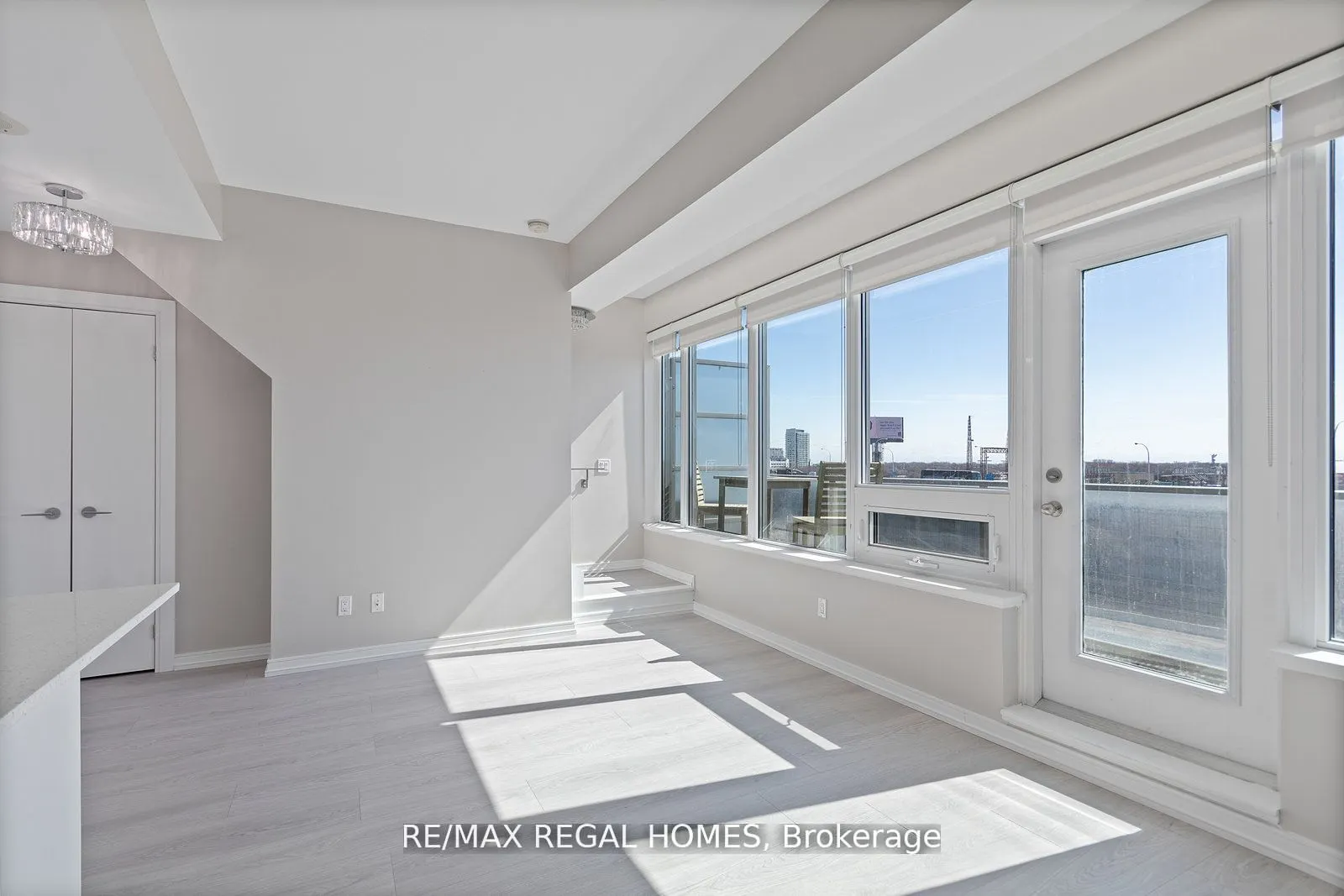55 East Liberty Street, #512