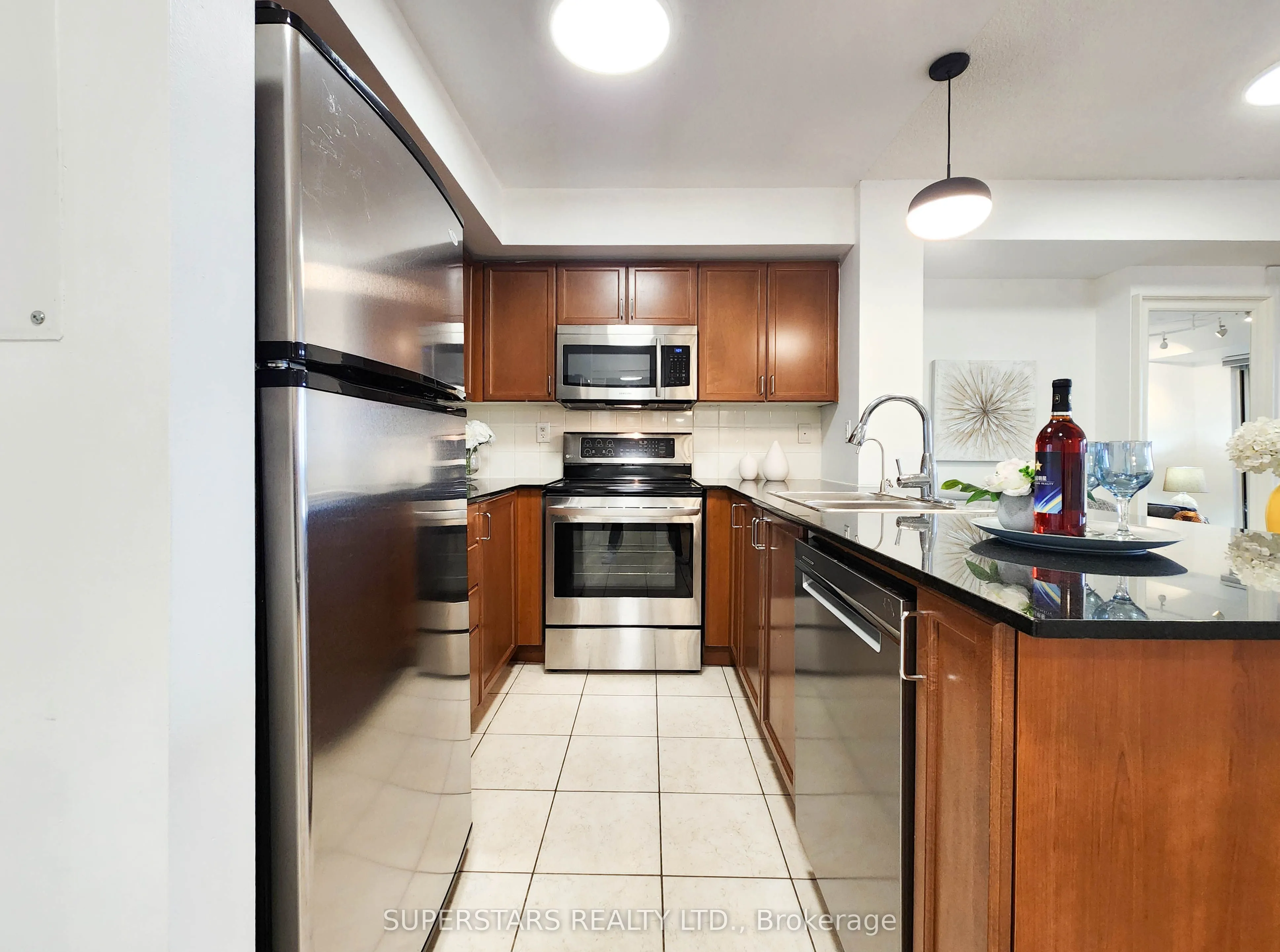 760 Sheppard Avenue W, #701