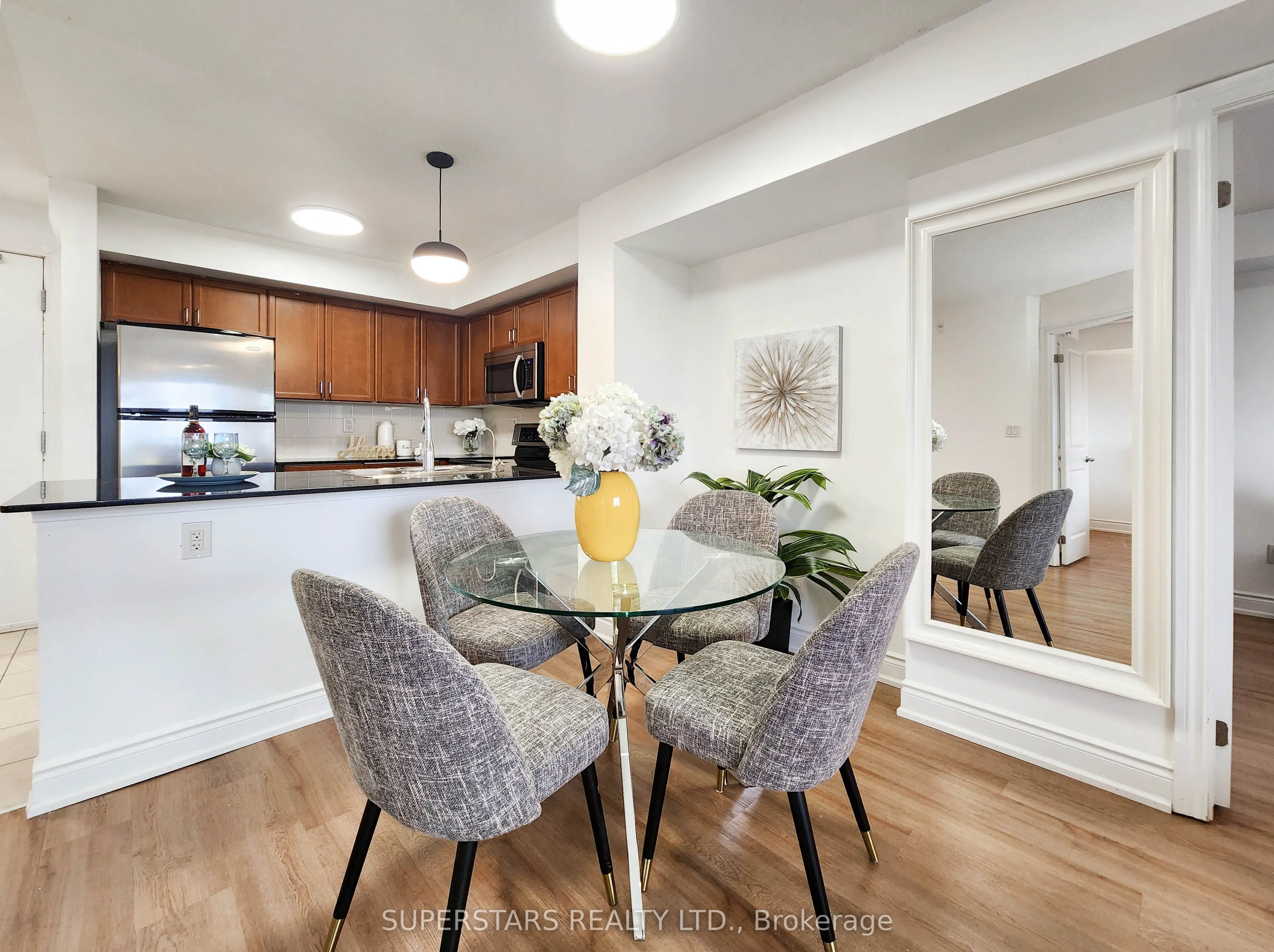 760 Sheppard Avenue W, #701