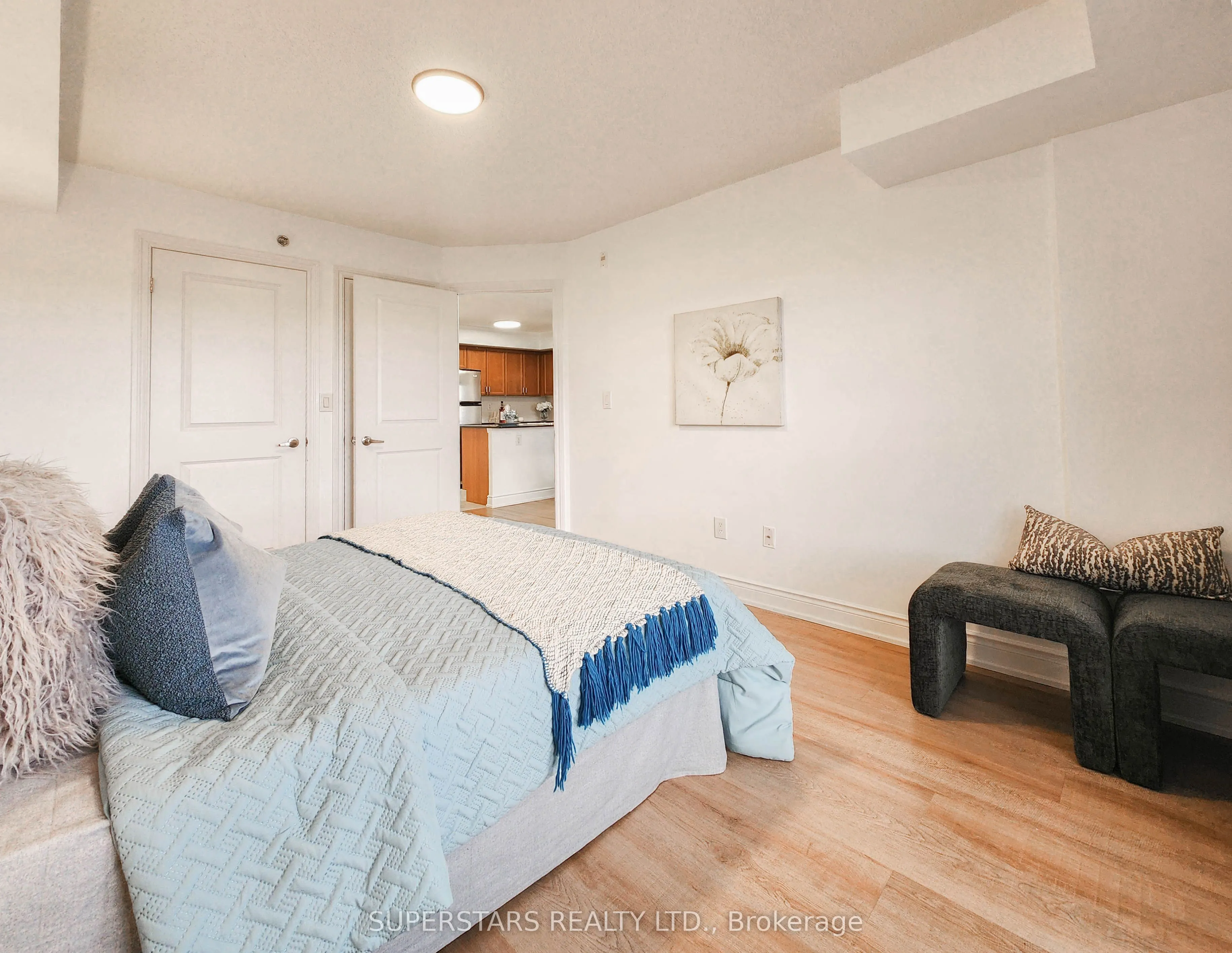 760 Sheppard Avenue W, #701