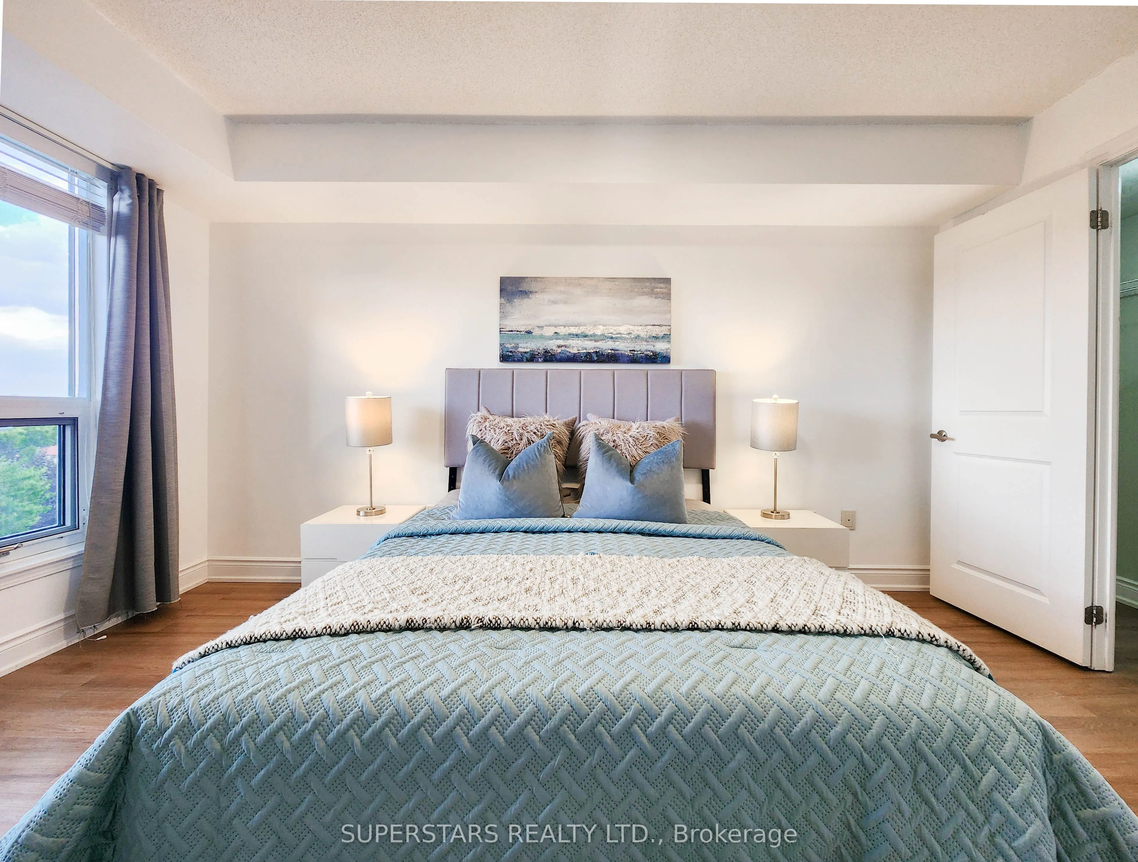 760 Sheppard Avenue W, #701