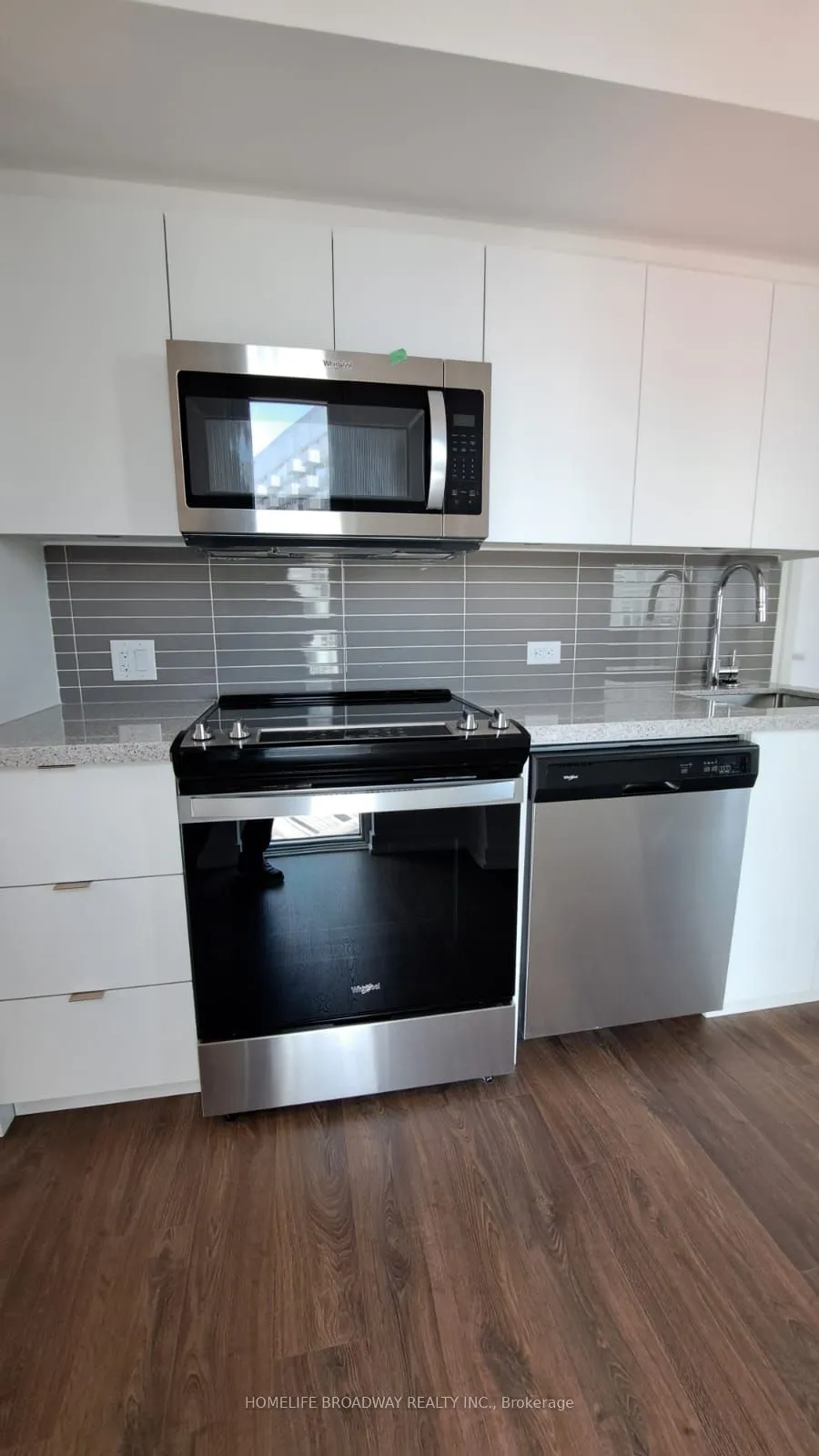 30 Tretti Way, #528