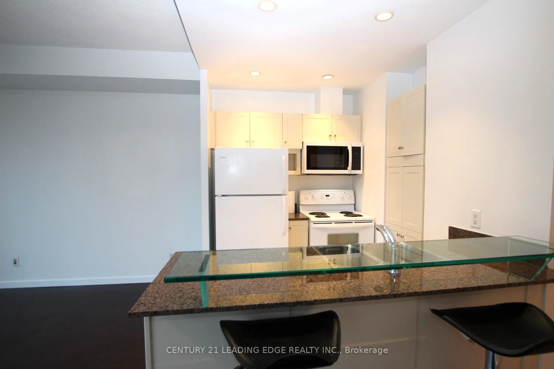 8 York Street, #2413