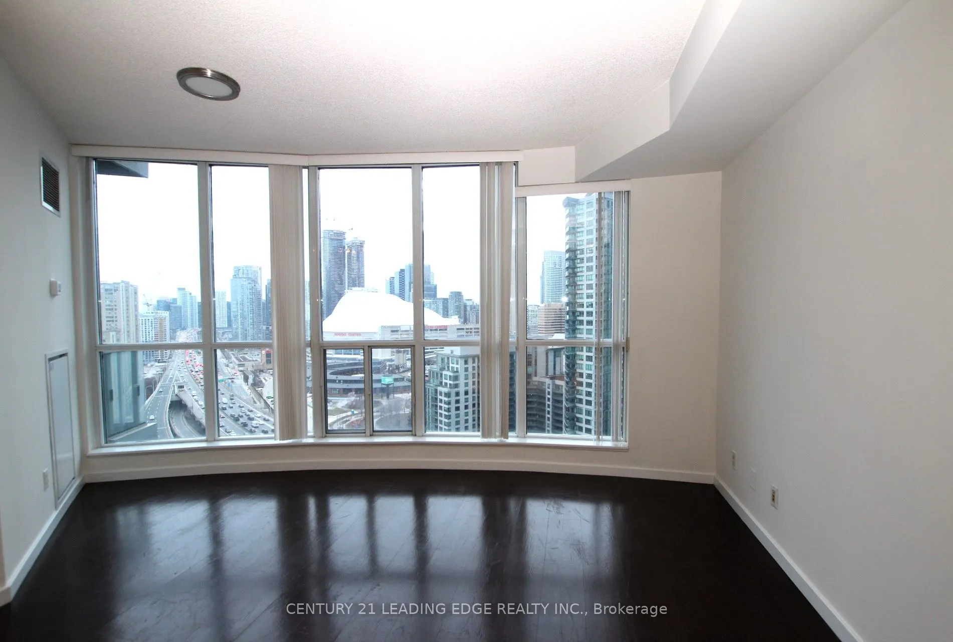 8 York Street, #2413
