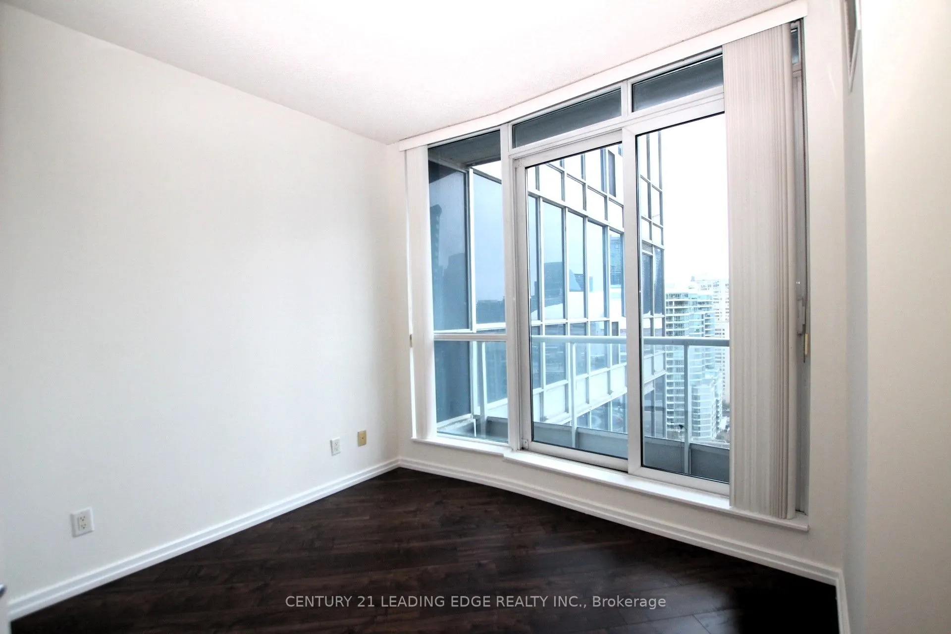 8 York Street, #2413