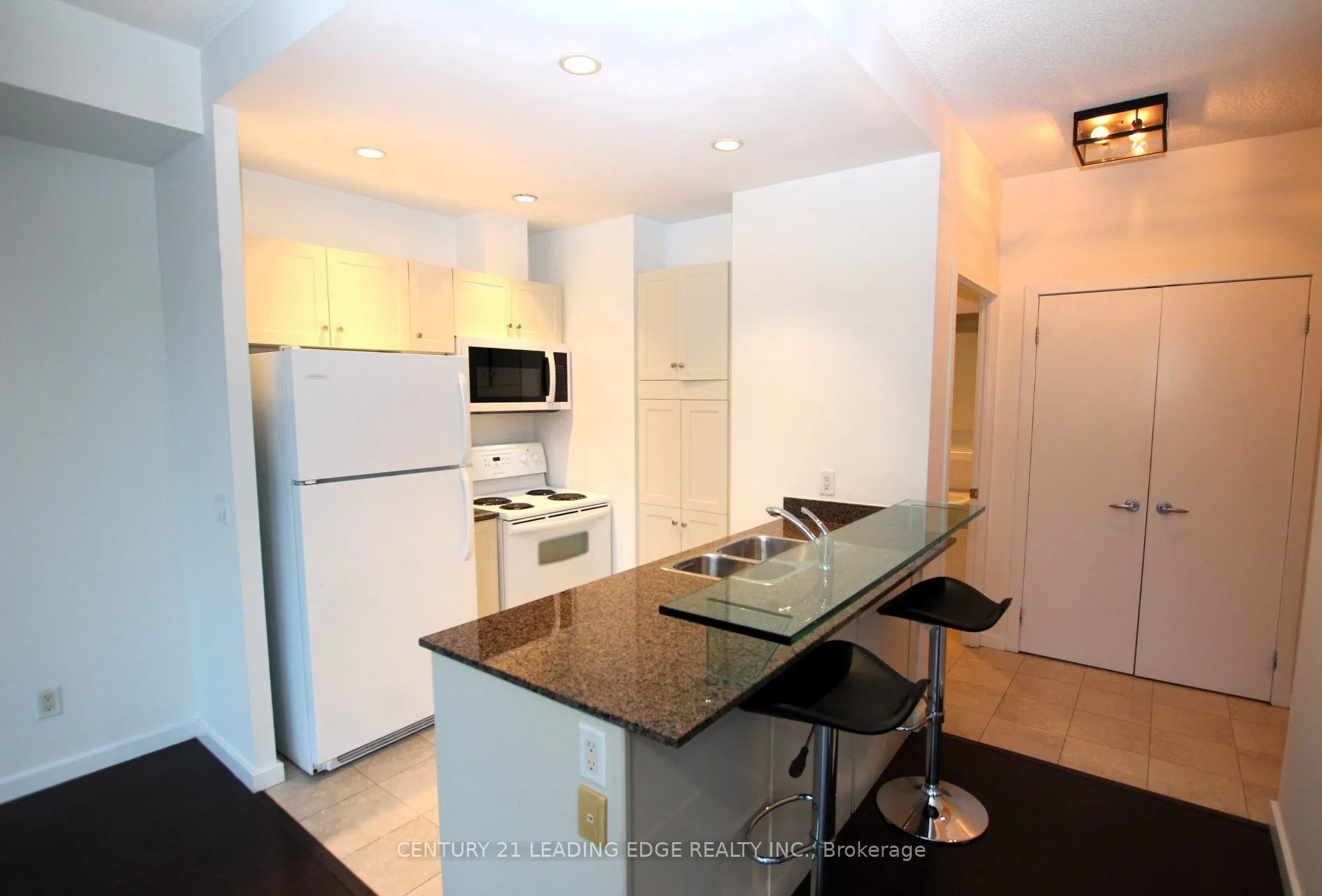 8 York Street, #2413