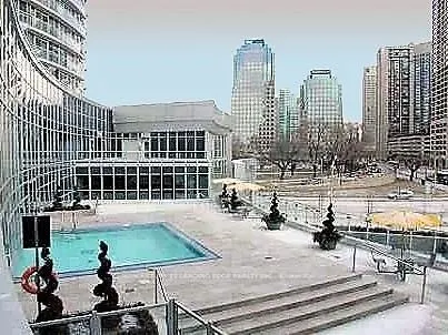 8 York Street, #2413