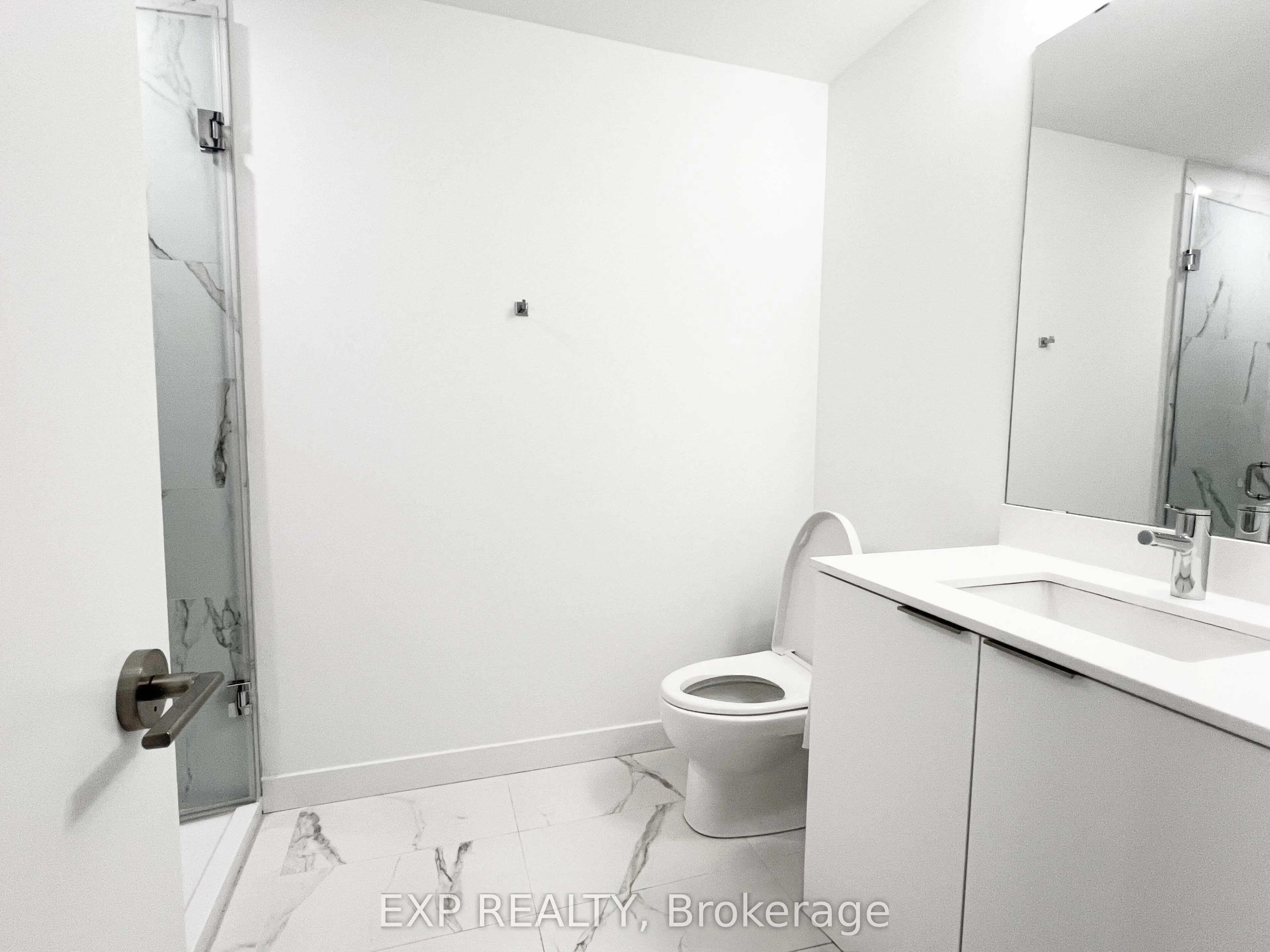 7 Golden Lion Heights, #N831