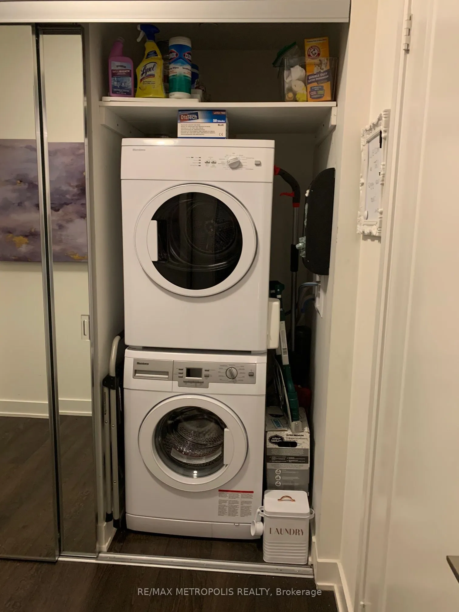 27 Bathurst Street, #721