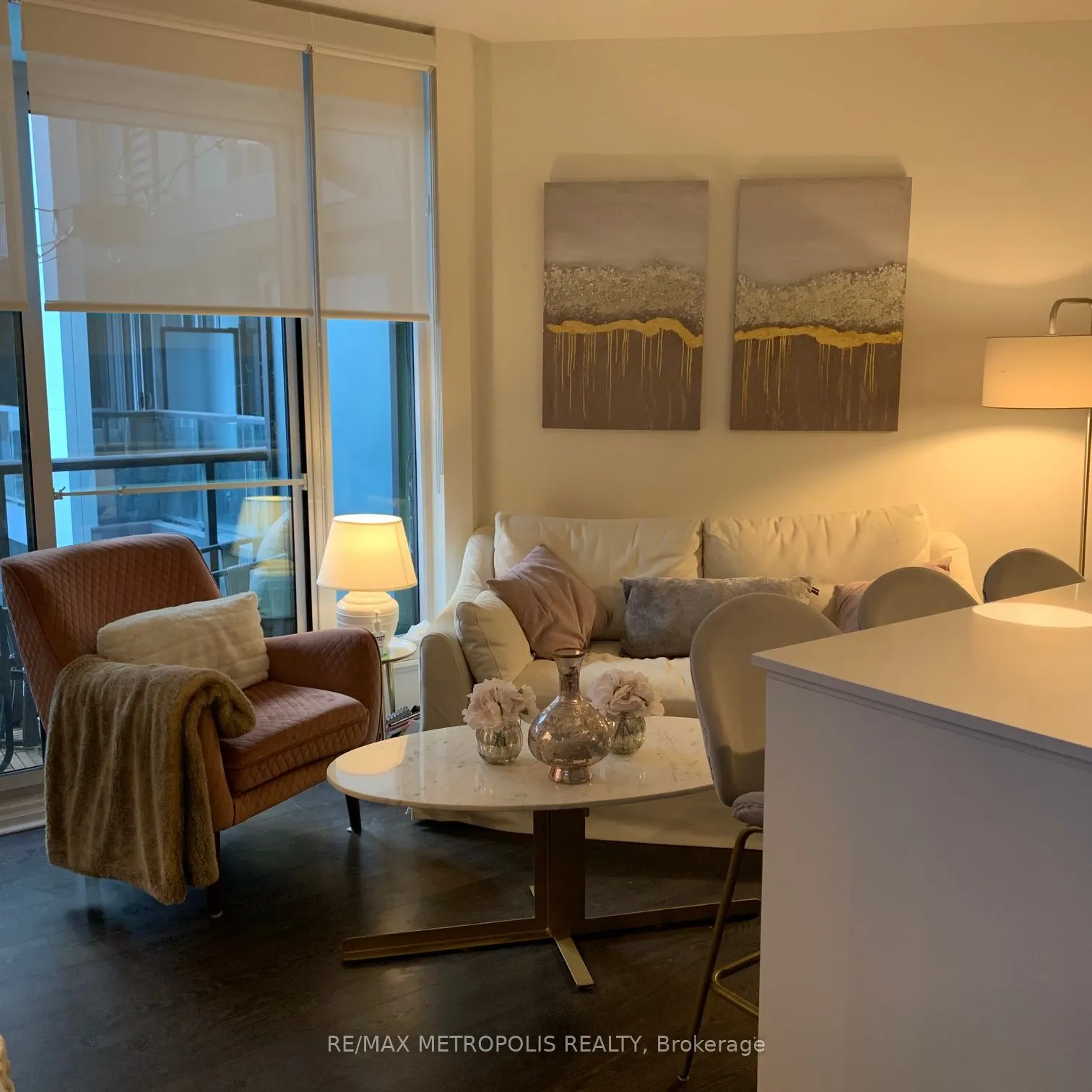 27 Bathurst Street, #721