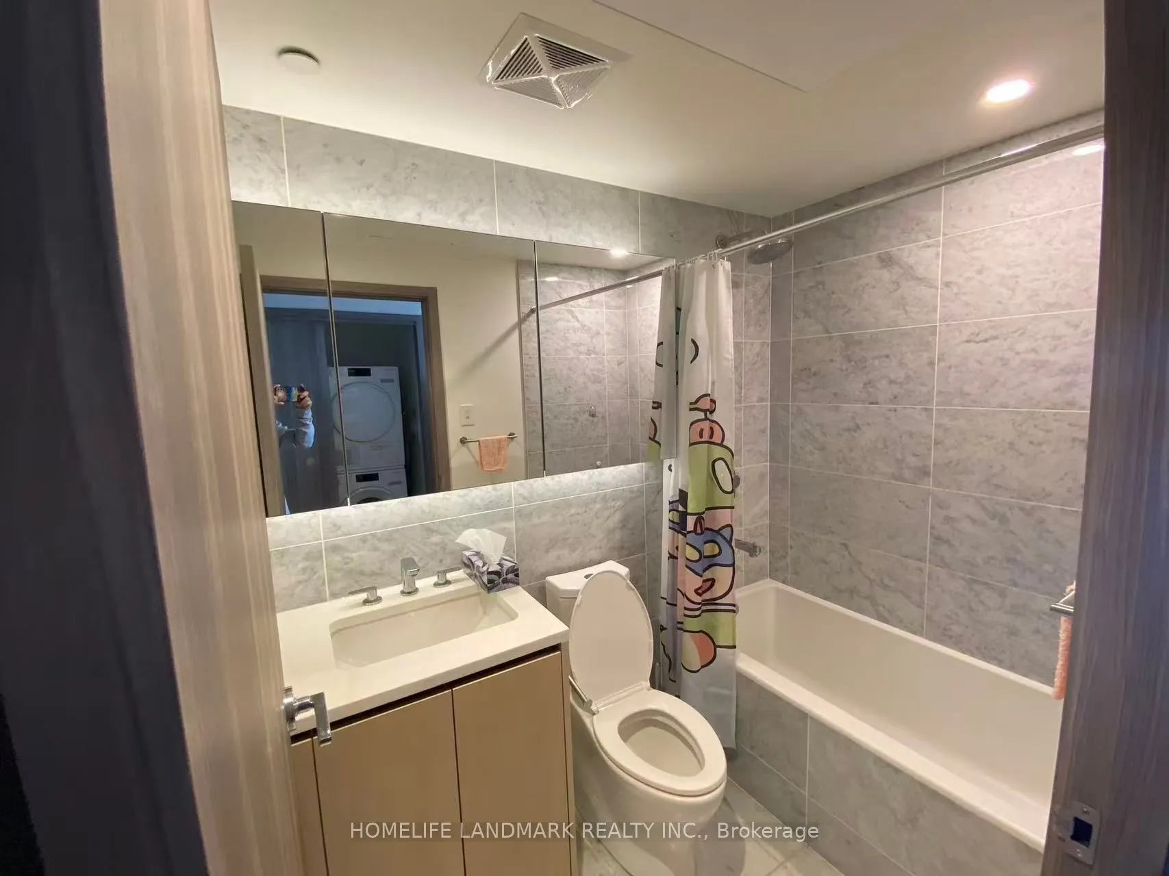 95 McMahon Drive, #1205