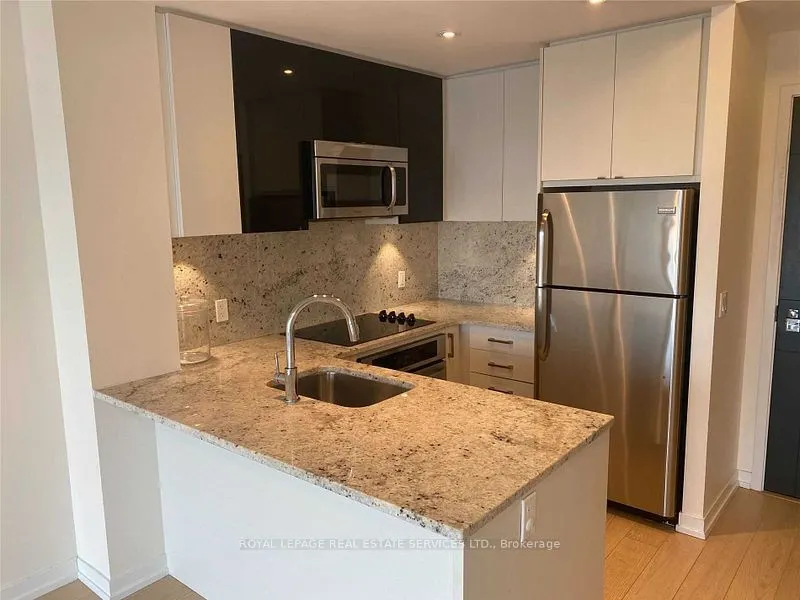 89 Dunfield Avenue, #3004