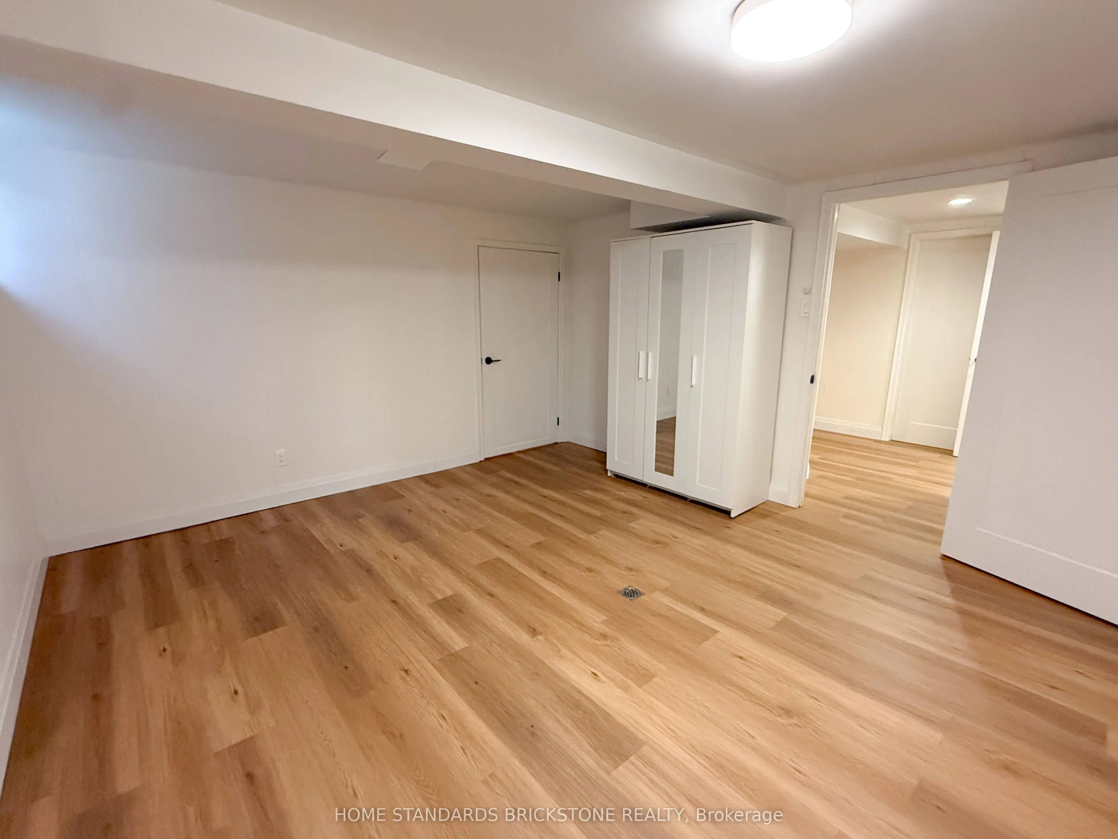 279 Cocksfield Avenue, #Basement