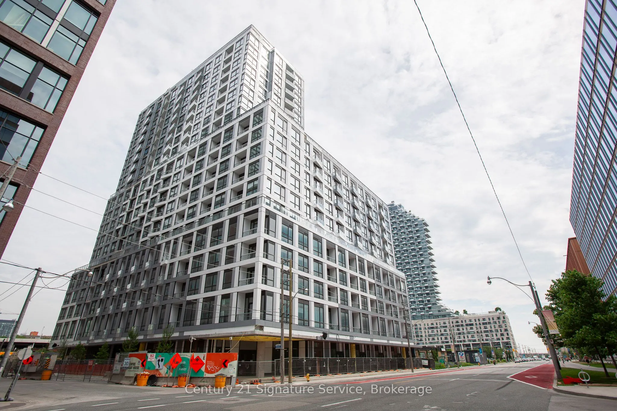 15 Richardson Street, #1310