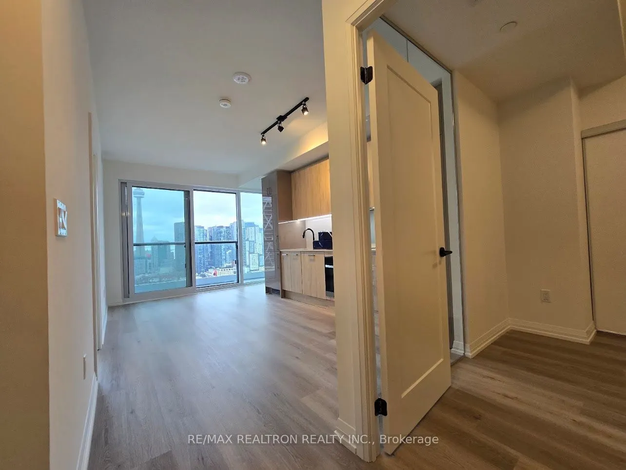 280 Dundas Street, #2509