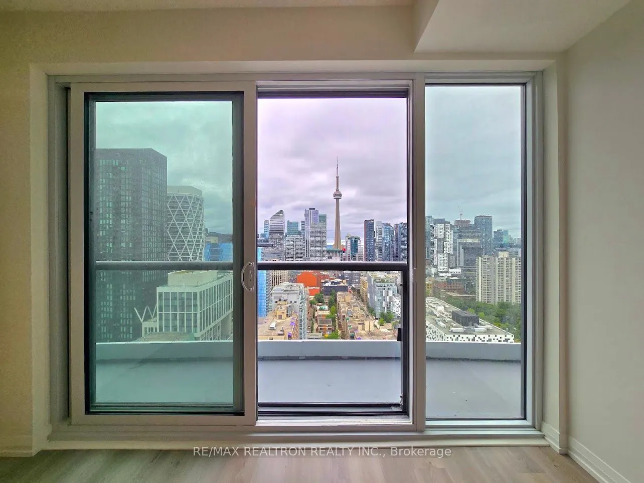 280 Dundas Street, #2509