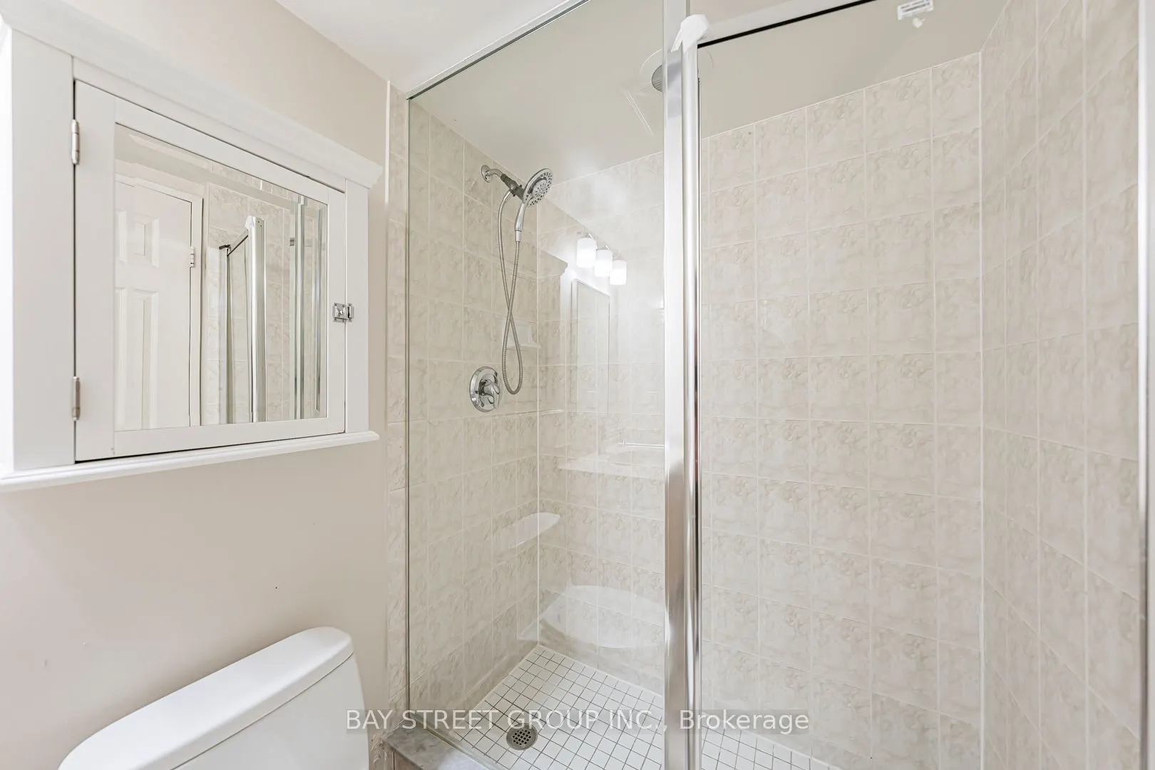 23 Hollywood Avenue, #3802