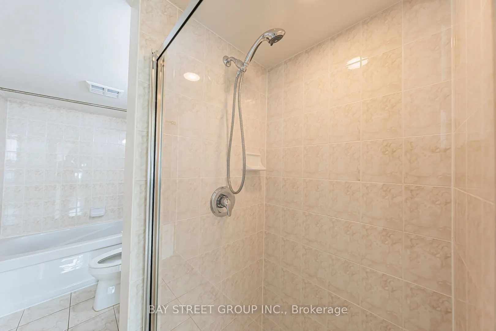 23 Hollywood Avenue, #3802