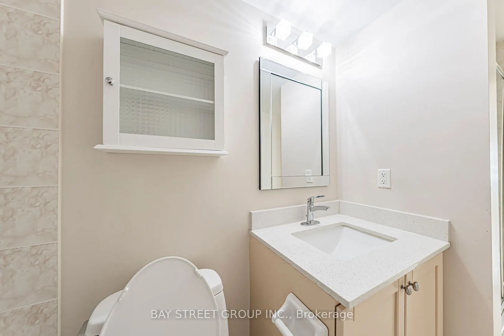 23 Hollywood Avenue, #3802