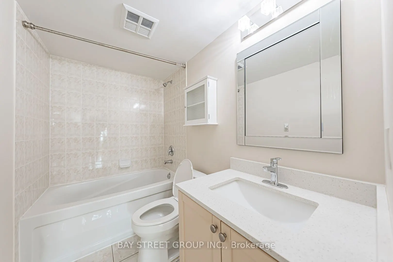 23 Hollywood Avenue, #3802