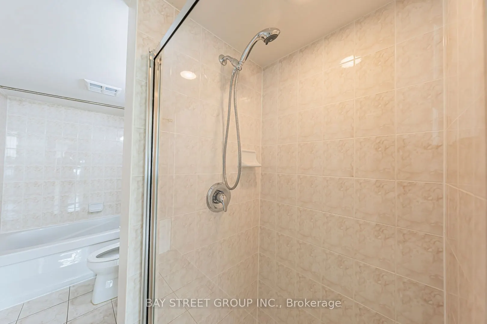 23 Hollywood Avenue, #3802