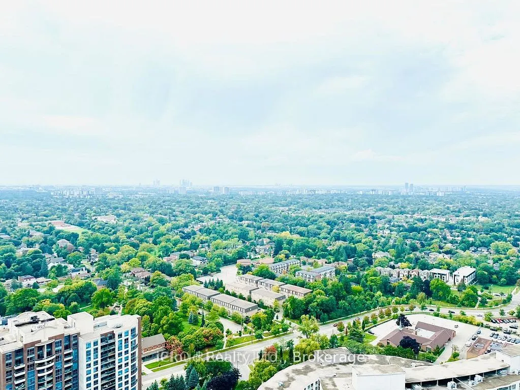 5162 Yonge Street, #LP103
