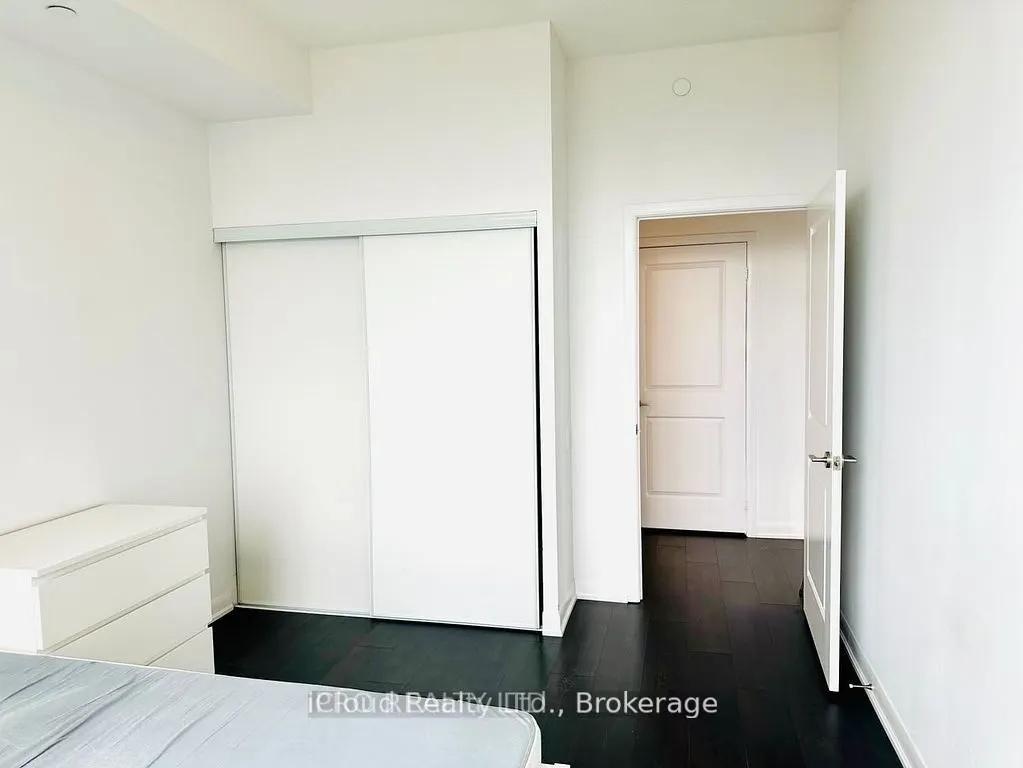 5162 Yonge Street, #LP103