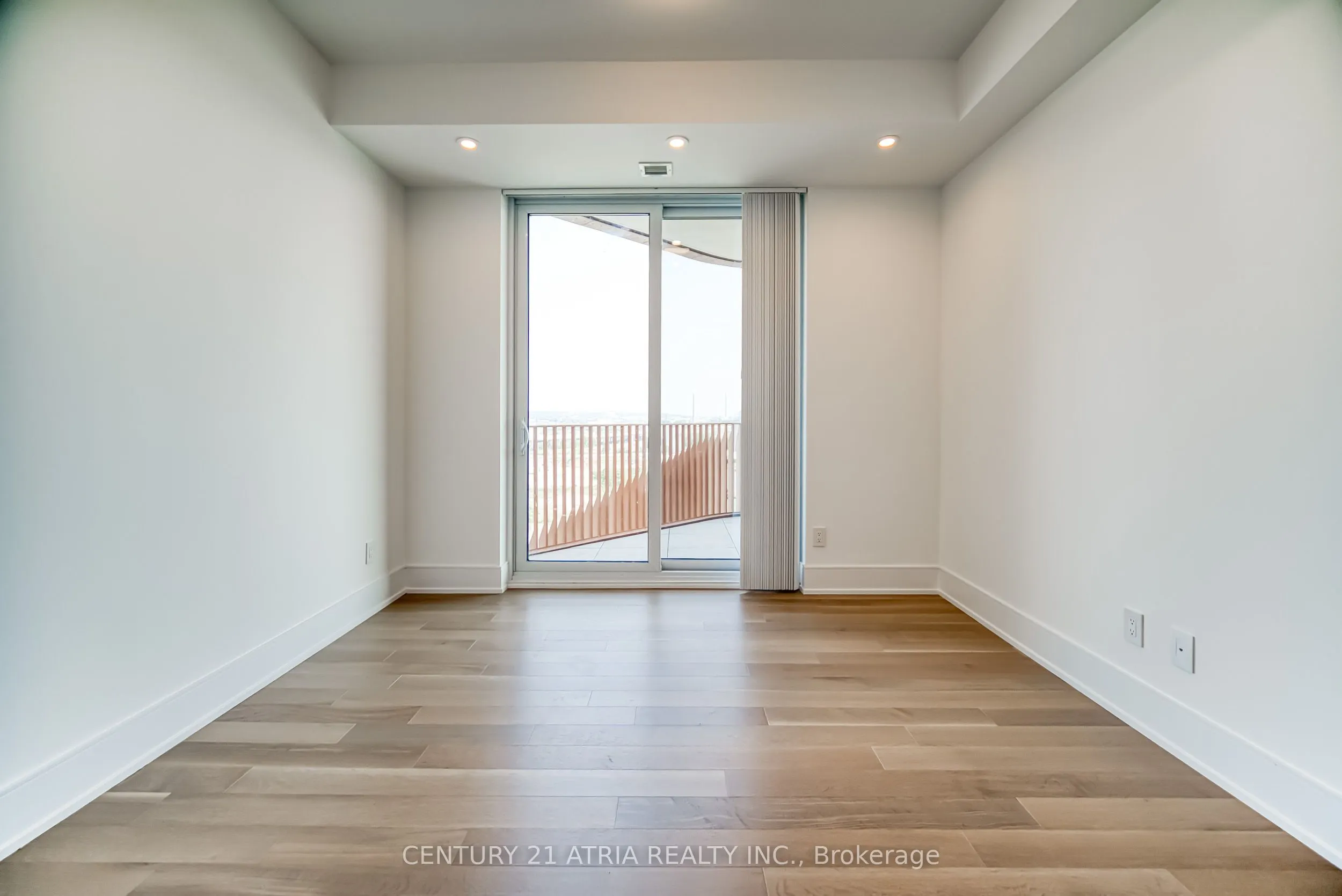 155 Merchants' Wharf, #1211