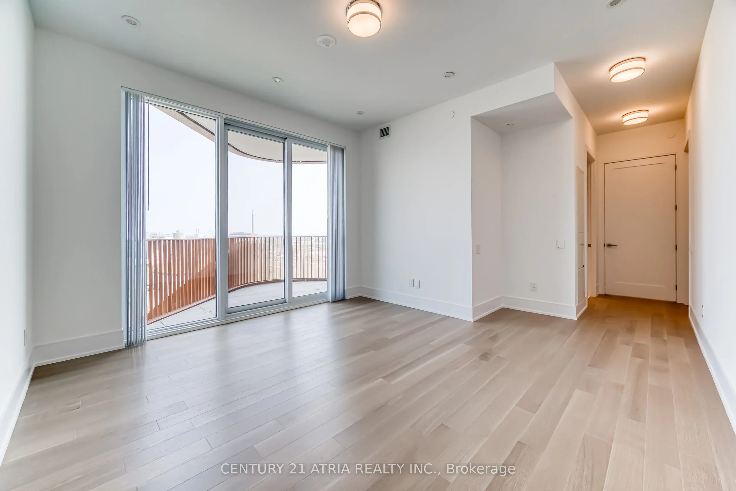 155 Merchants' Wharf, #1211