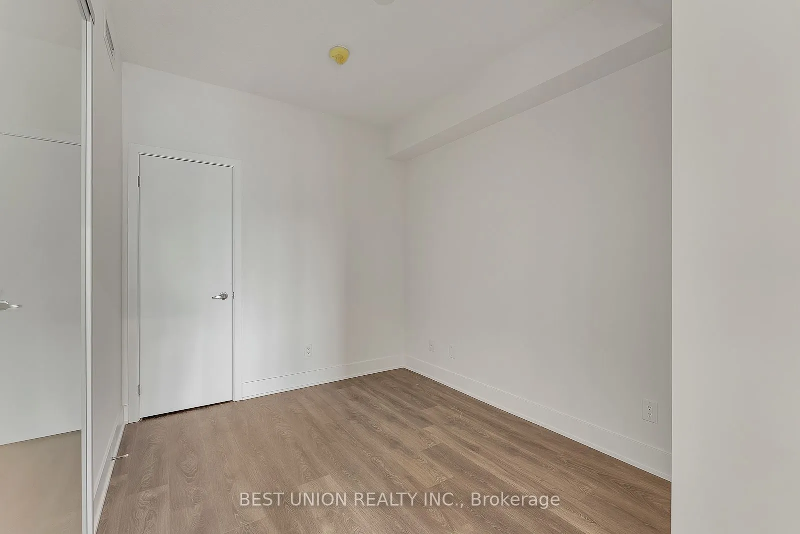 188 Fairview Mall Drive, #703